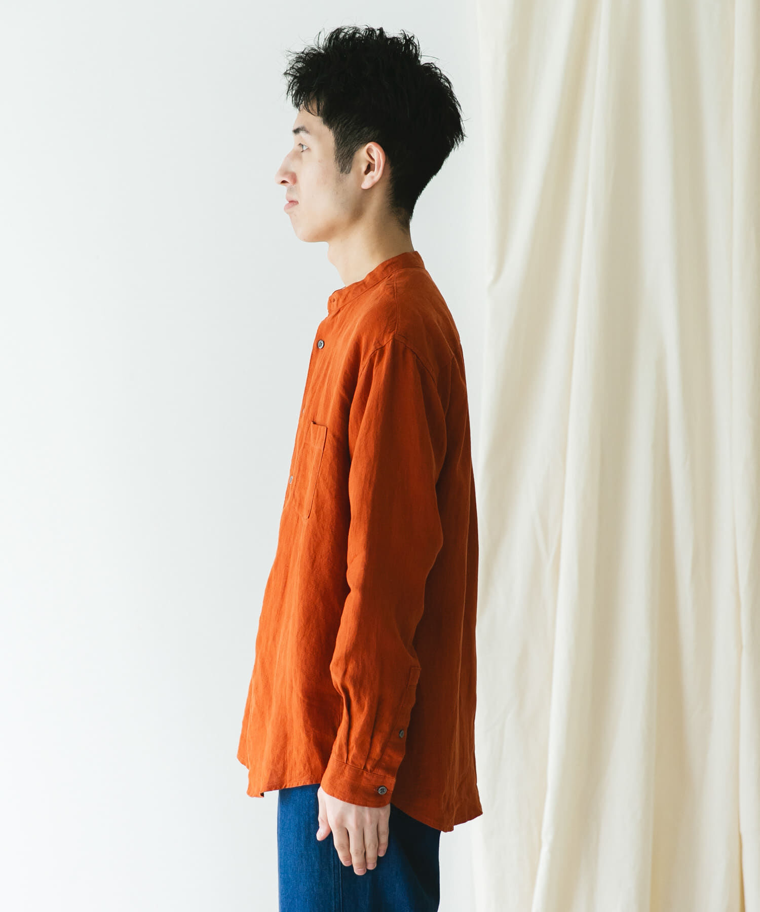 URBAN RESEARCH DOORS「『XLサイズ/WEB限定』シルケットリネンバンドカラーロングスリーブシャツ」|シャツ・ブラウス|