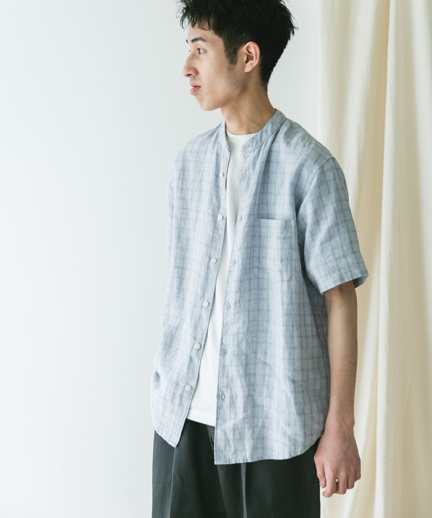 URBAN RESEARCH DOORS「『XLｻｲｽﾞ/WEB限定』ｼﾙｹｯﾄﾘﾈﾝ ﾊﾞﾝﾄﾞｶﾗｰｼｮｰﾄｽﾘｰ」|シャツ・ブラウス|