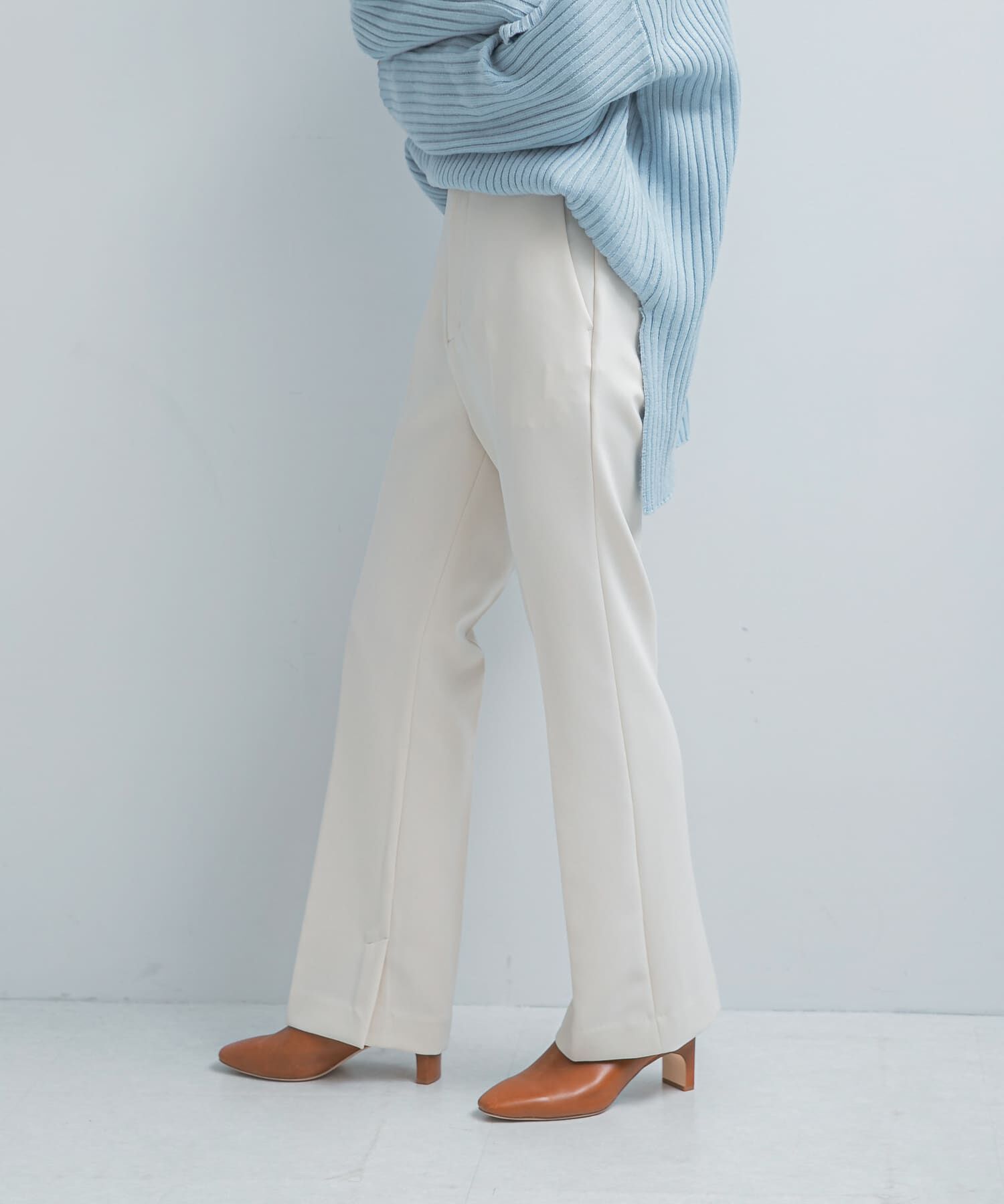 URBAN RESEARCH ROSSO「スリットフレアストレッチパンツ」|その他|アイボリー