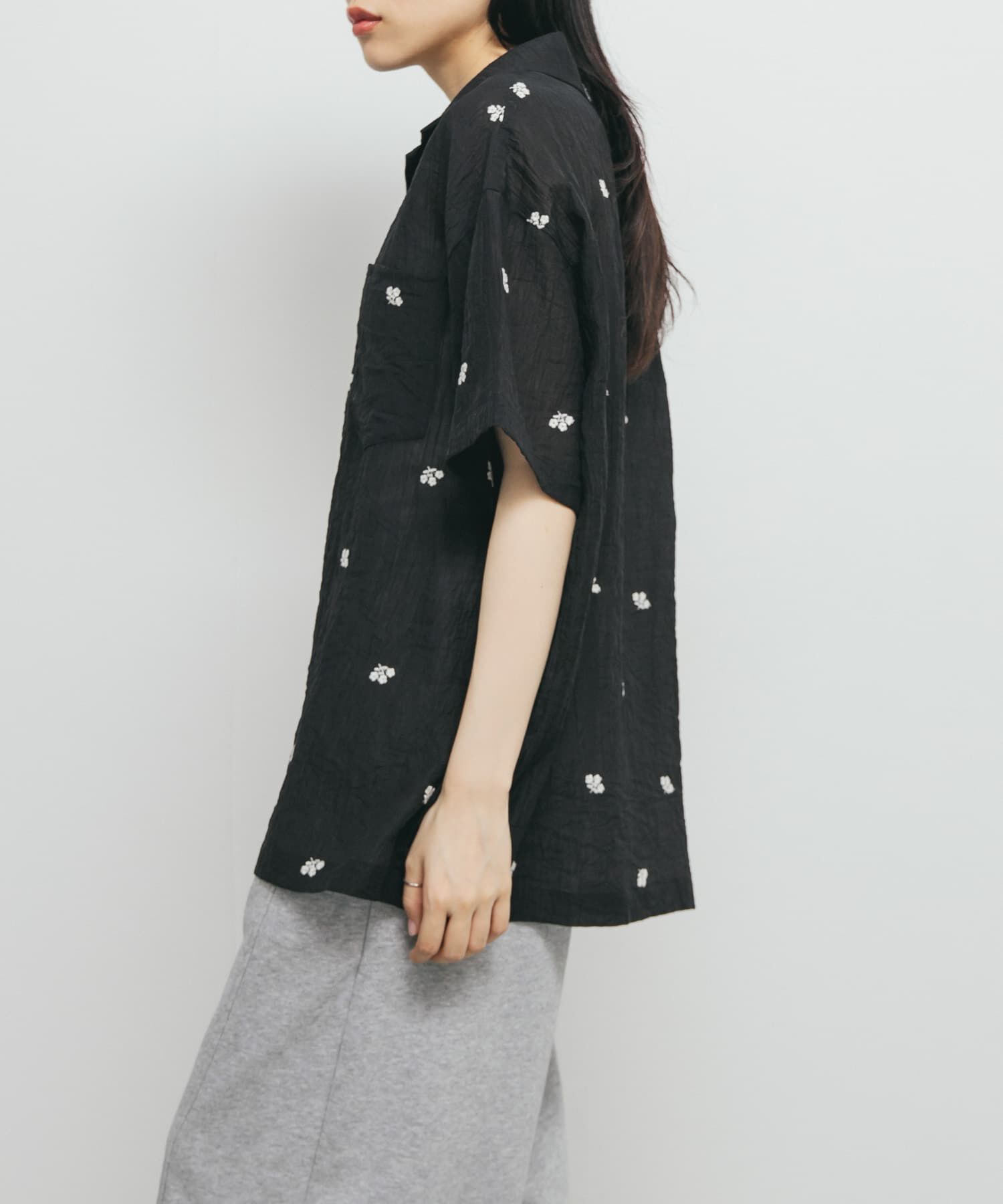  「エンブロイダリーシアーシャツ」|シャツ・ブラウス|