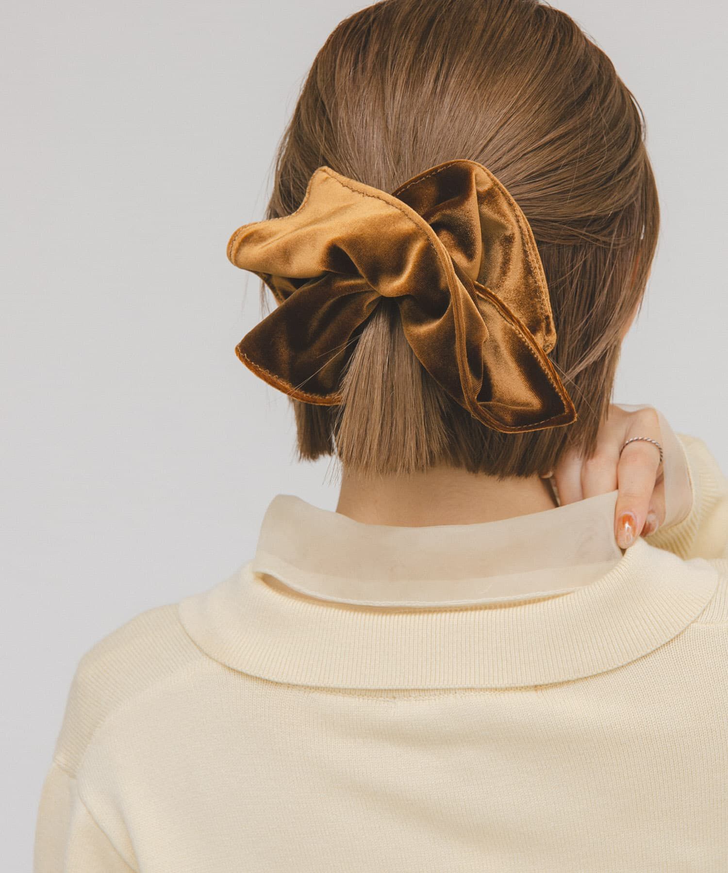  「スクエアベロアシュシュ」|ヘアゴム・シュシュ|