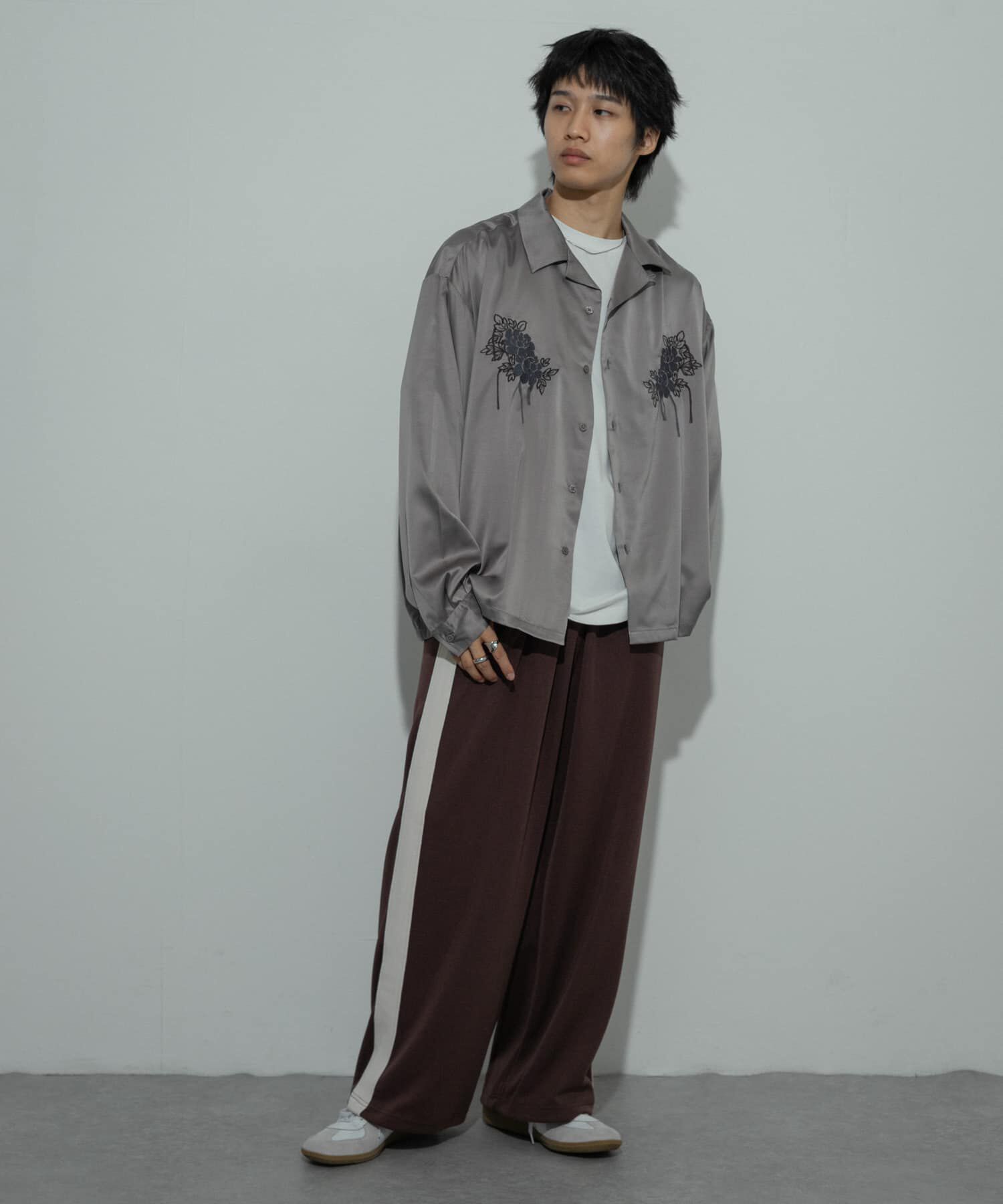 SENSE OF PLACE by URBAN RESEARCH「ボタニカルシシュウロングスリーブシャツ」|シャツ・ブラウス|