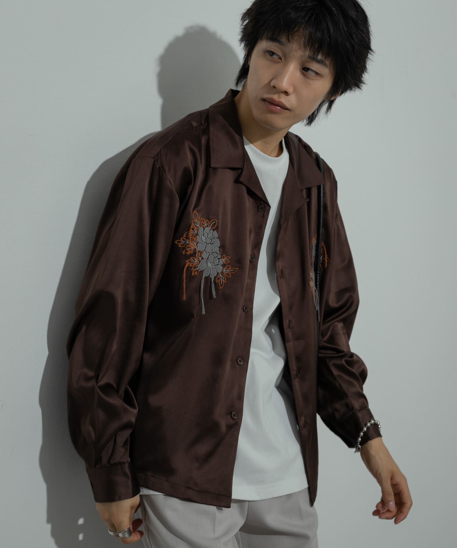 SENSE OF PLACE by URBAN RESEARCH「ボタニカルシシュウロングスリーブシャツ」|シャツ・ブラウス|