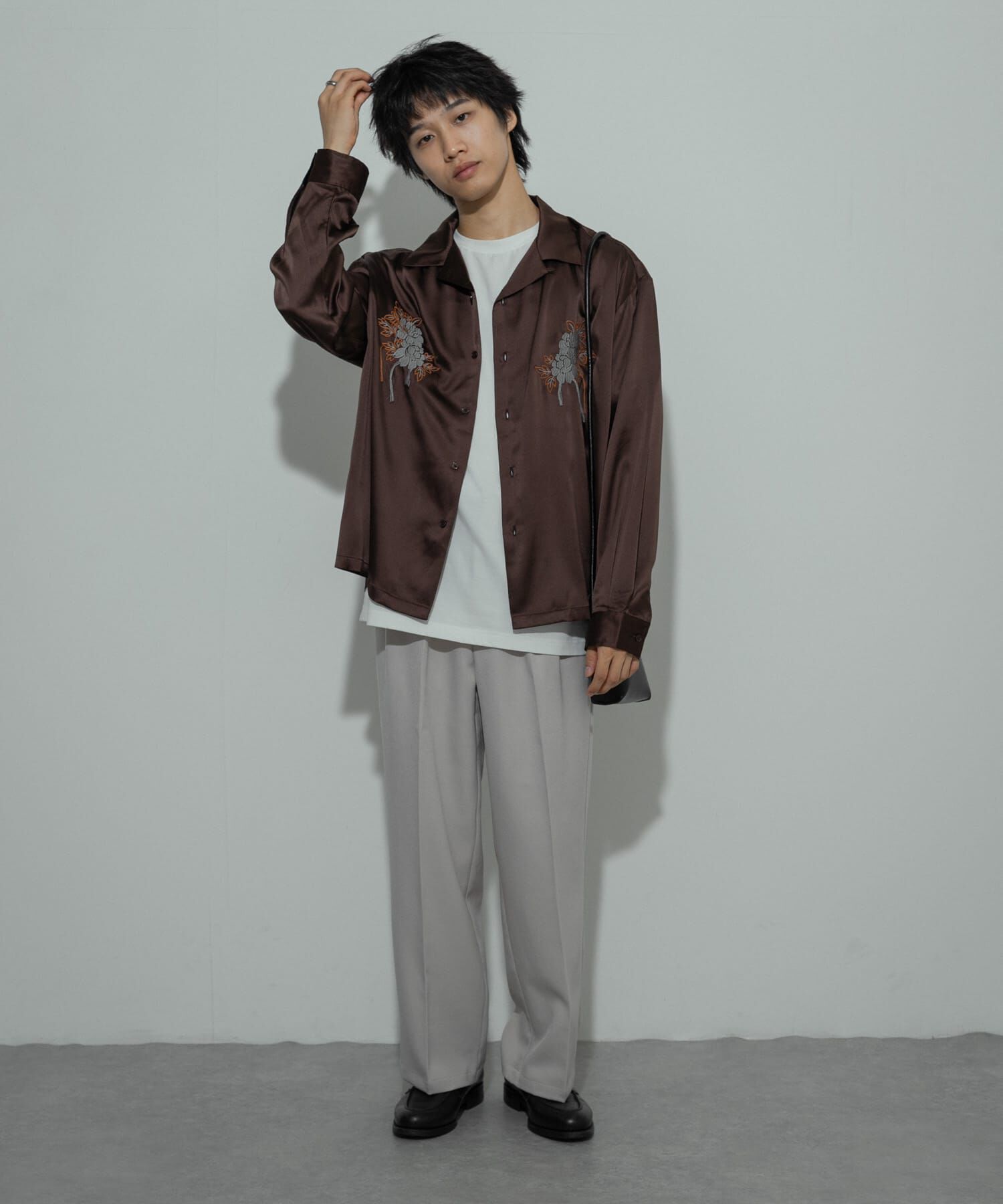 SENSE OF PLACE by URBAN RESEARCH「ボタニカルシシュウロングスリーブシャツ」|シャツ・ブラウス|