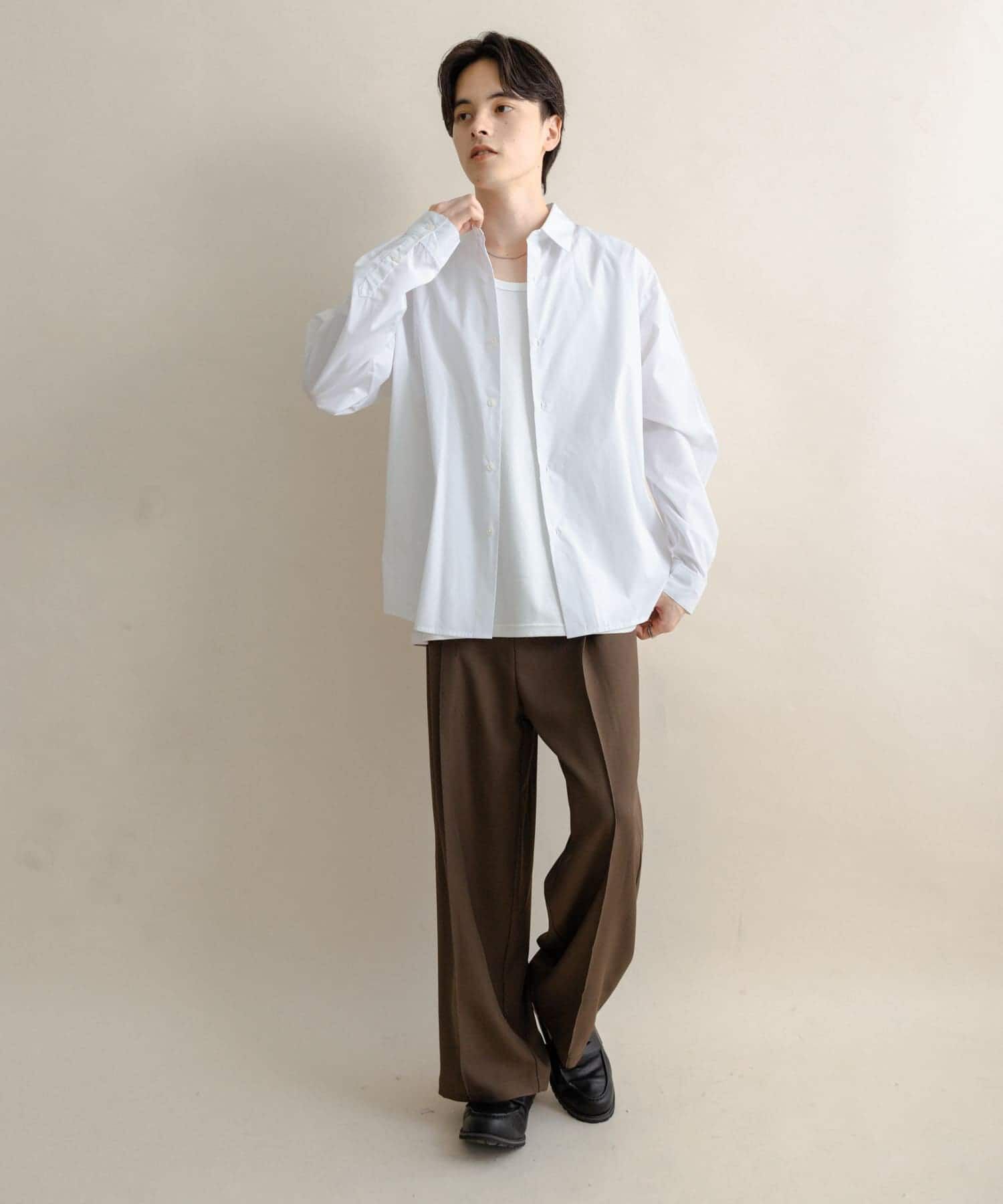 SENSE OF PLACE by URBAN RESEARCH「『WEB/一部店舗限定』コンフォートレギュラーカラーシャツ」|シャツ・ブラウス|