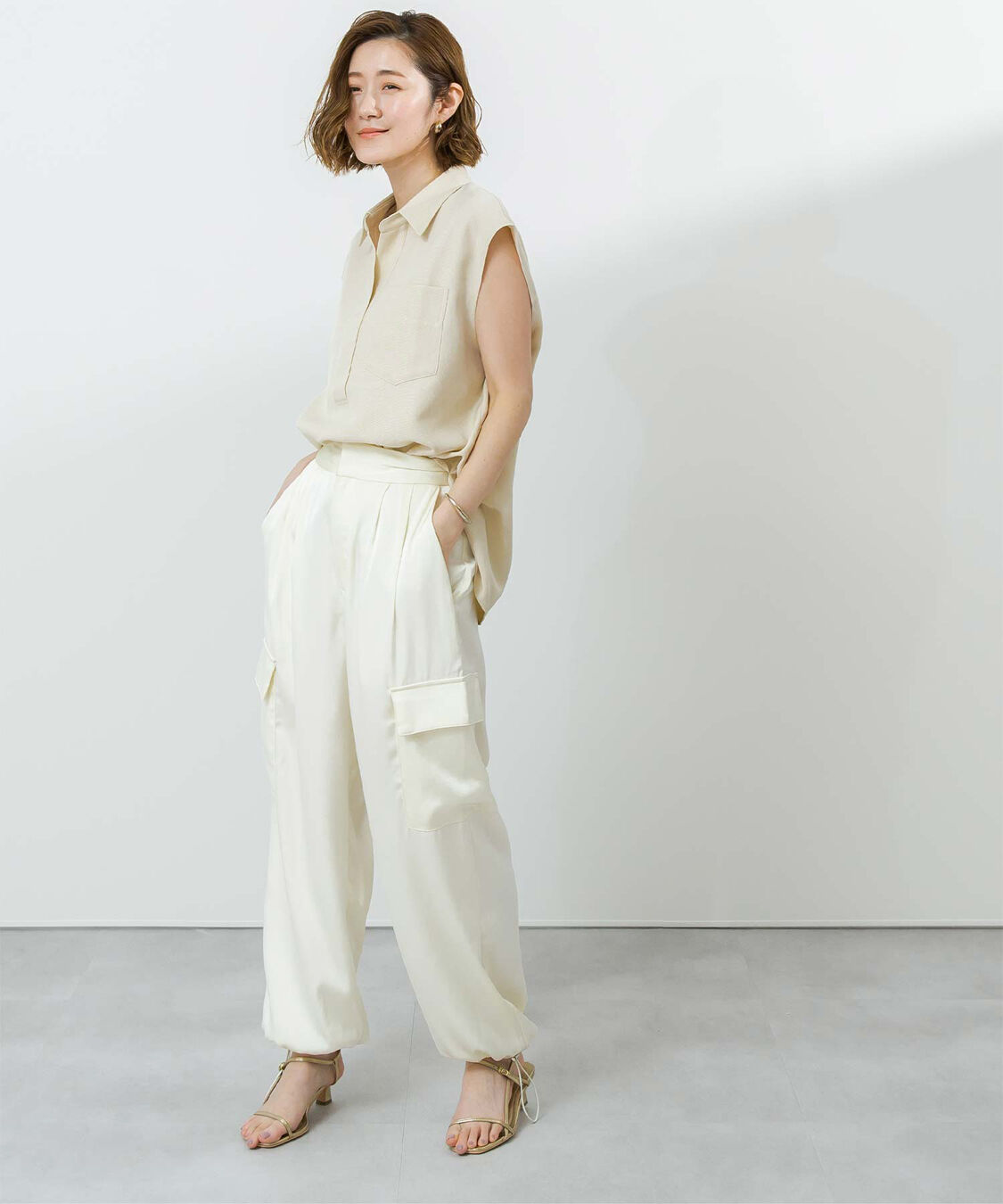 ur's「リネンライクフレンチスリーブスキッパーブラウス」|シャツ・ブラウス|