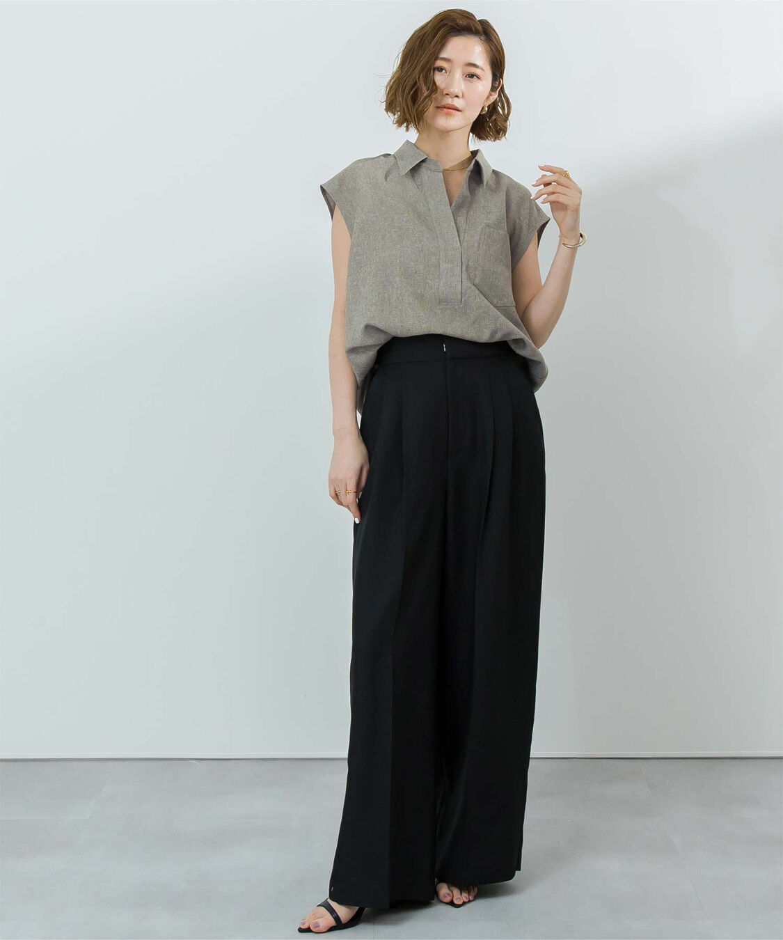 ur's「リネンライクフレンチスリーブスキッパーブラウス」|シャツ・ブラウス|