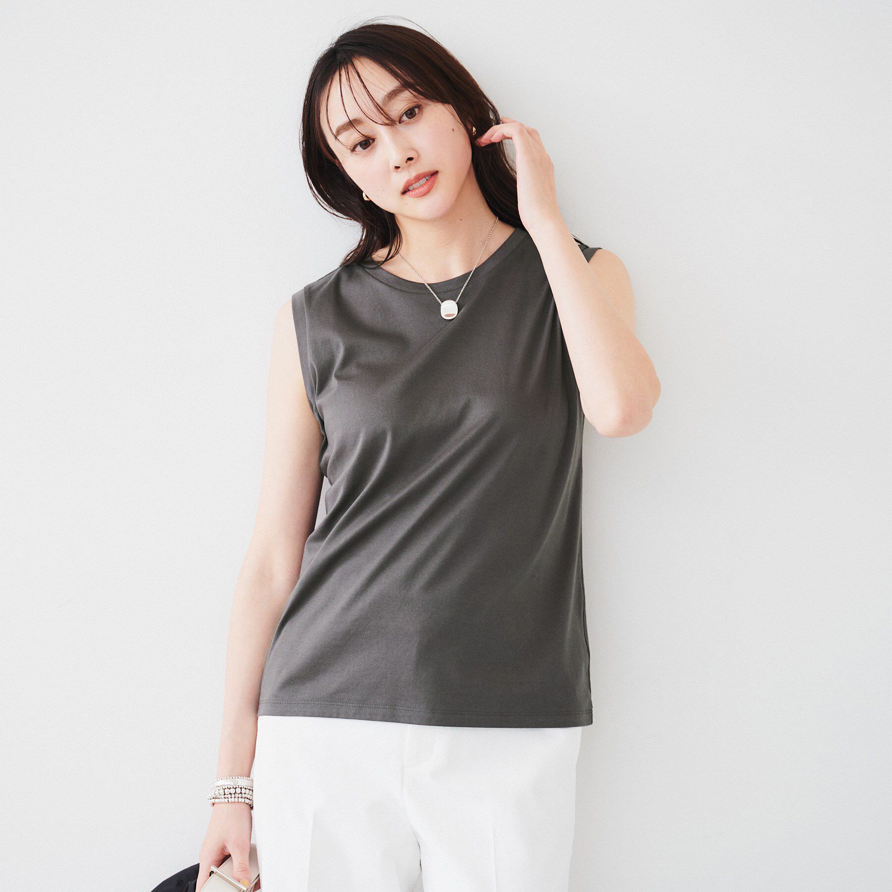 UNTITLED「ノースリーブプルオーバー」|Tシャツ・カットソー|