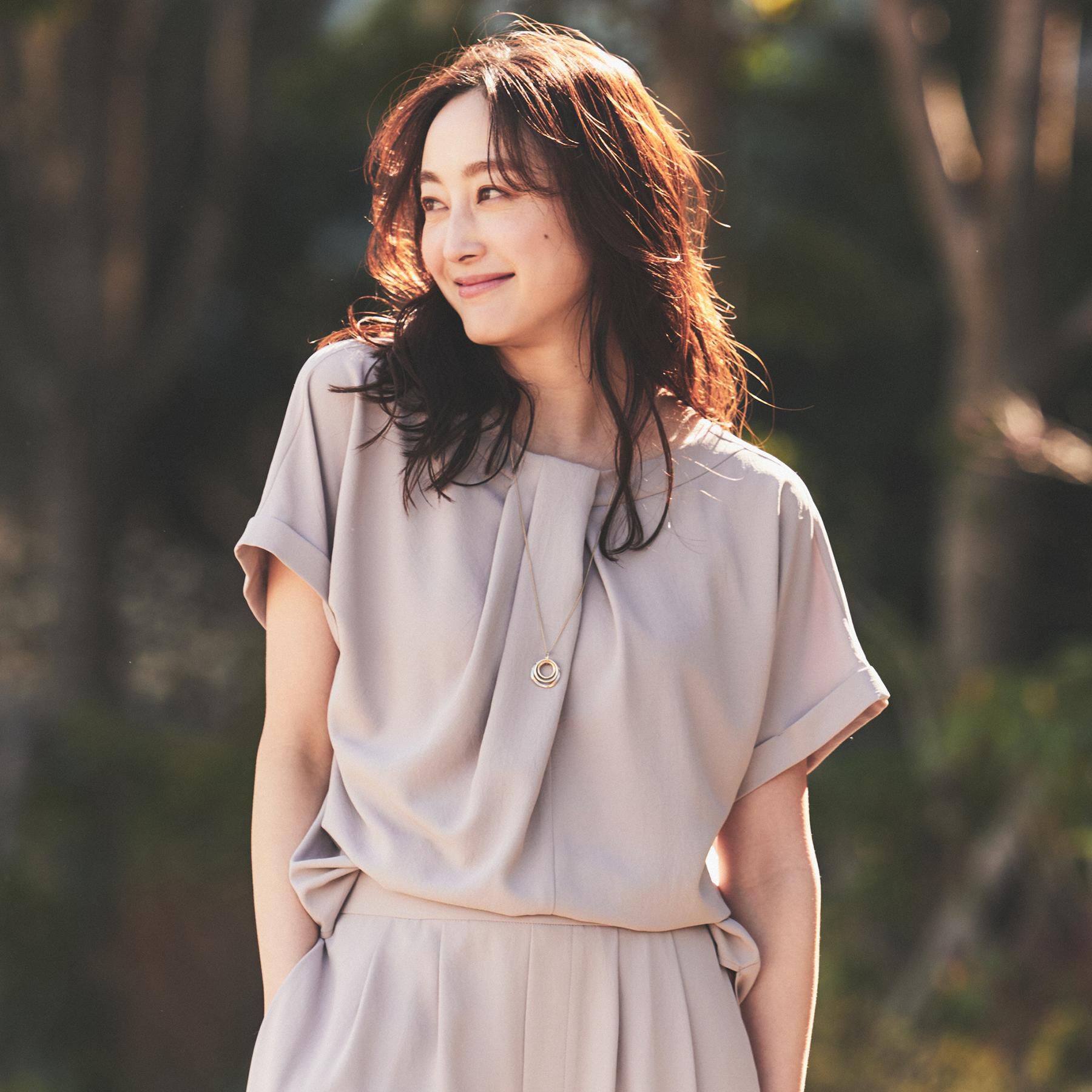 UNTITLED「【セットアップ可/接触冷感/イージーケア】リラクミスト　2WAYブラウス」|シャツ・ブラウス|ベージュ(052)