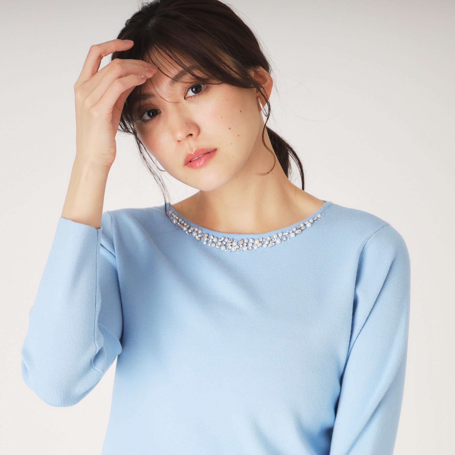 COUP DE CHANCE「【洗える】ビジューニットプルオーバー」|ニット・セーター|サックスブルー(09