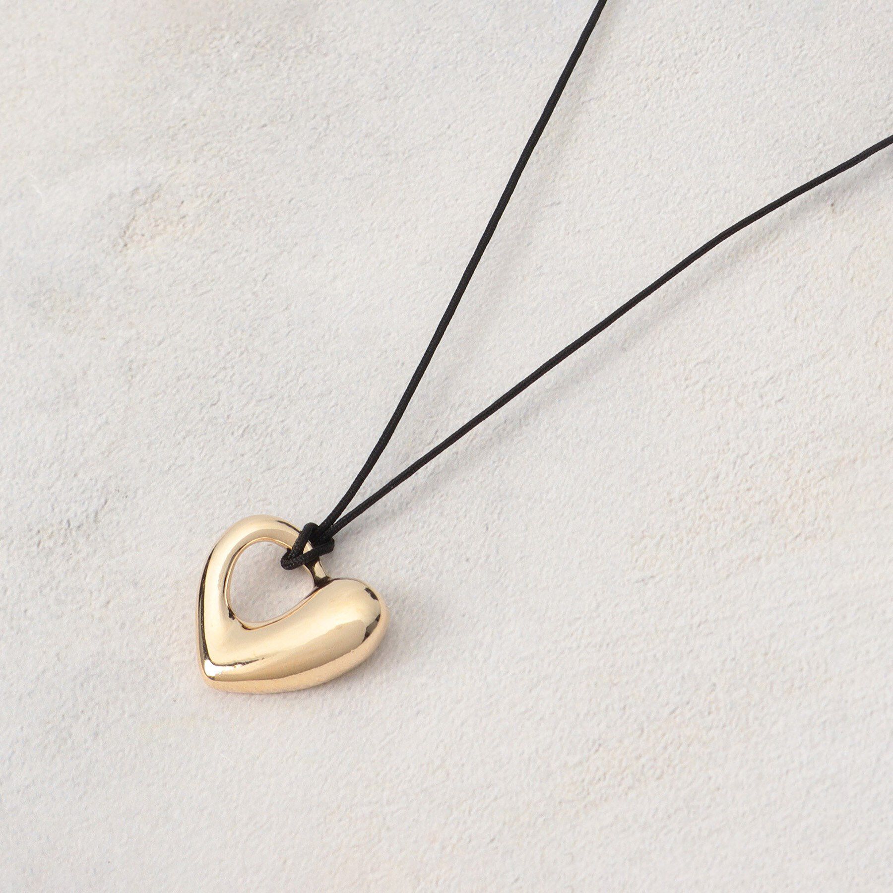 OPAQUE.CLIP「デザインハートモチーフ スライドネックレス」|ネックレス|ゴールド(007)