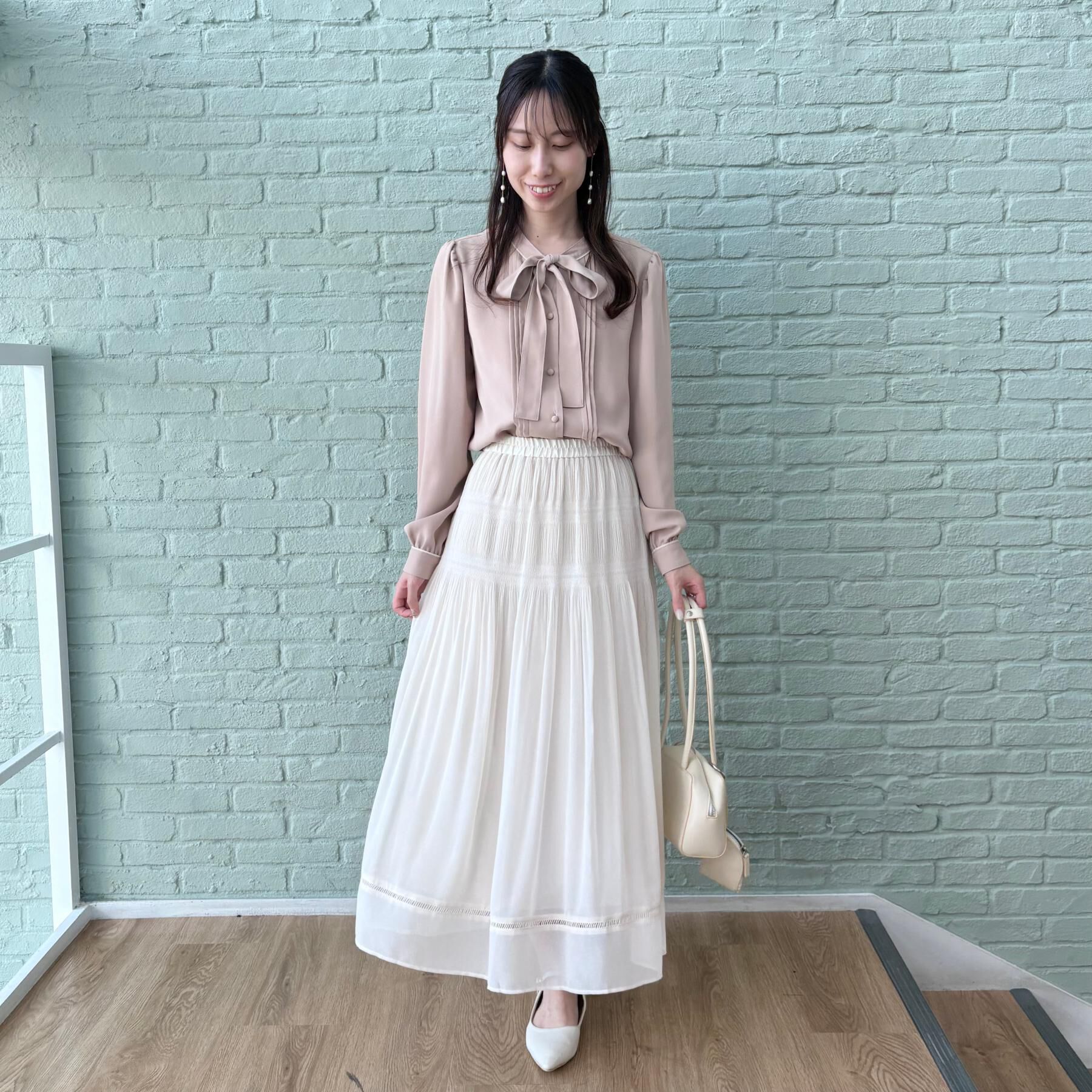 Couture broach「【ハレの日・通勤】配色タックタイブラウス」|シャツ・ブラウス|