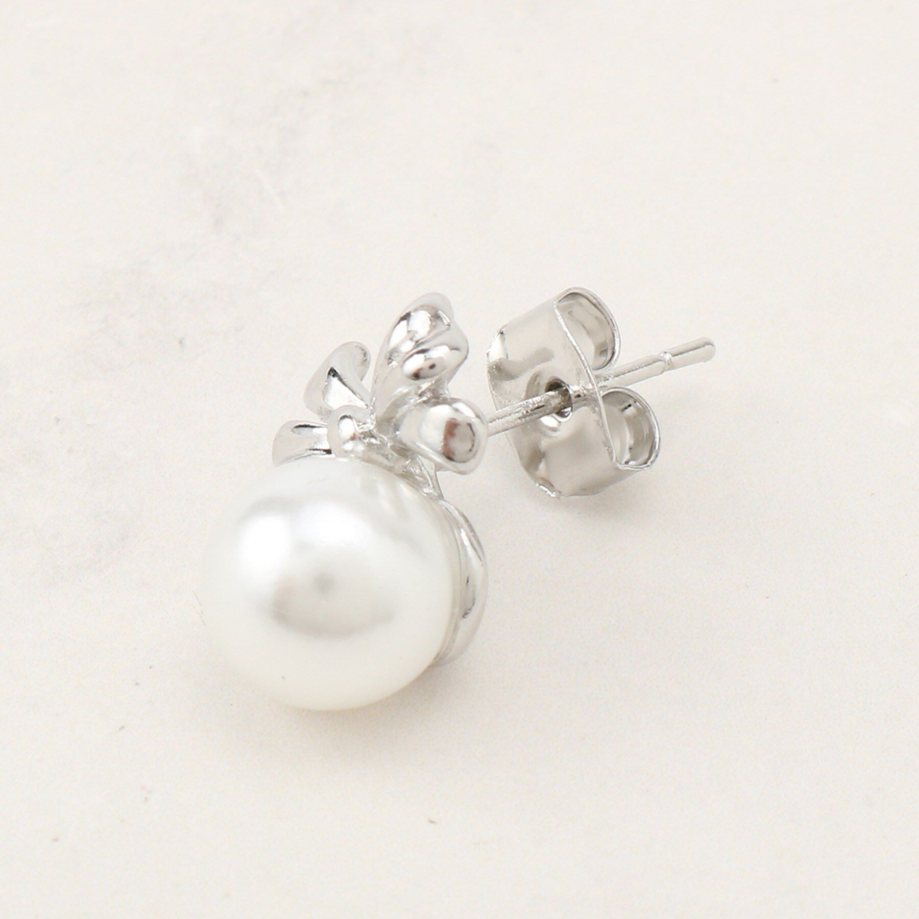 Couture broach「リボンパール調ピアス」|ピアス|
