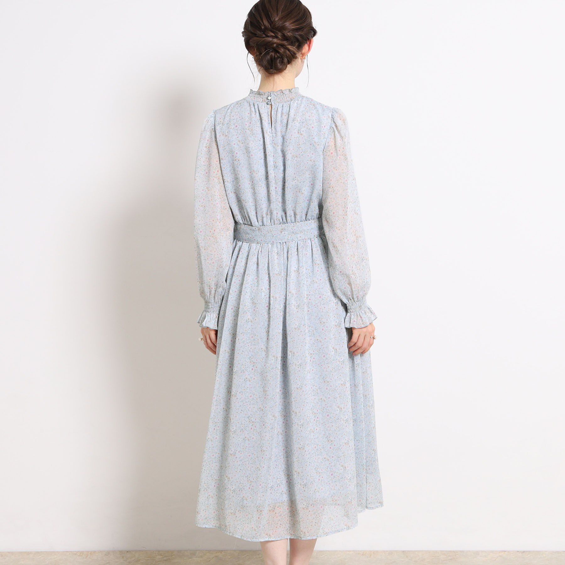 Couture broach「【洗える・着映え】楊柳小花シャーリングワンピース」|ワンピース|