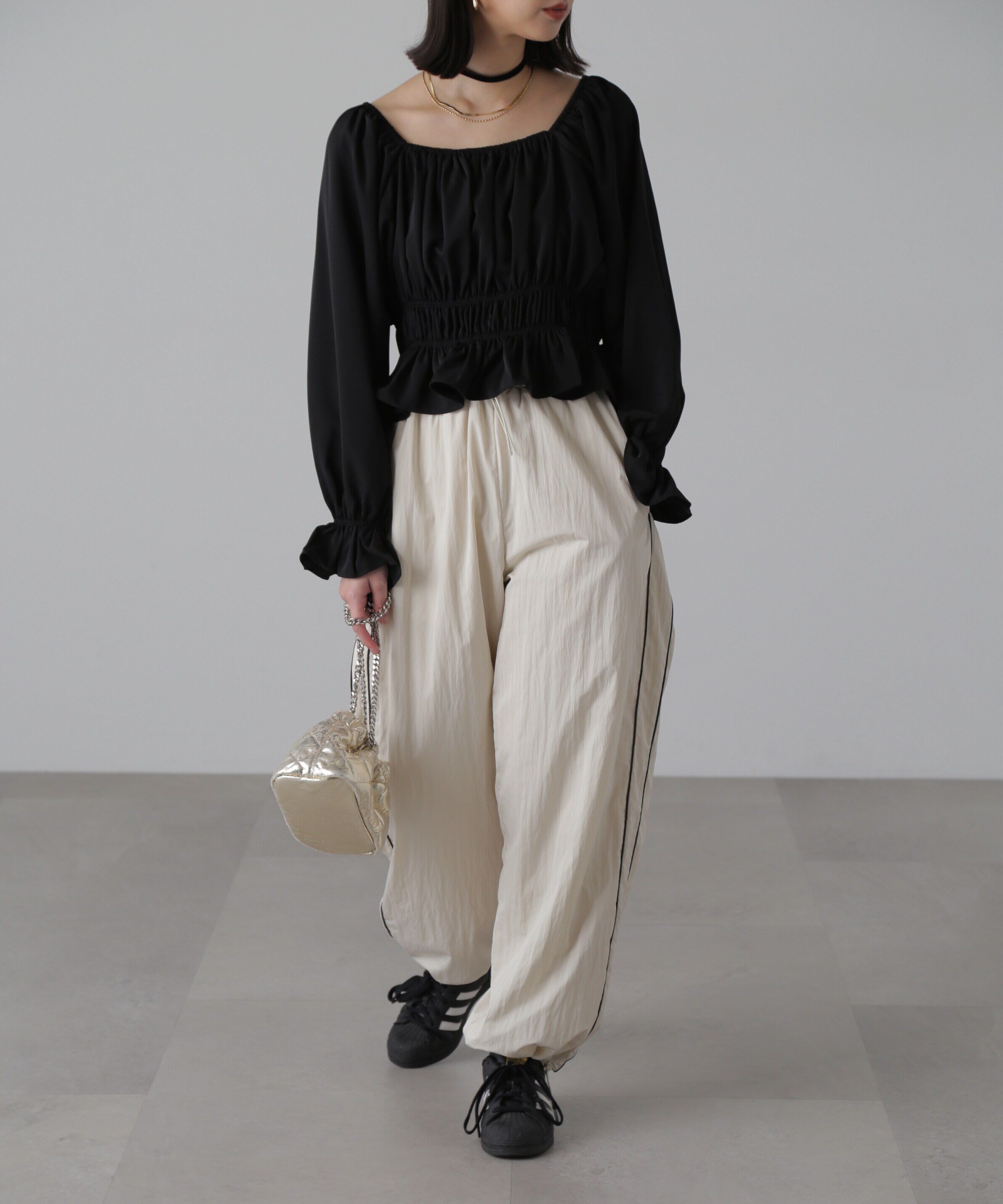  「スクエアネックシャーリングブラウス」|シャツ・ブラウス|