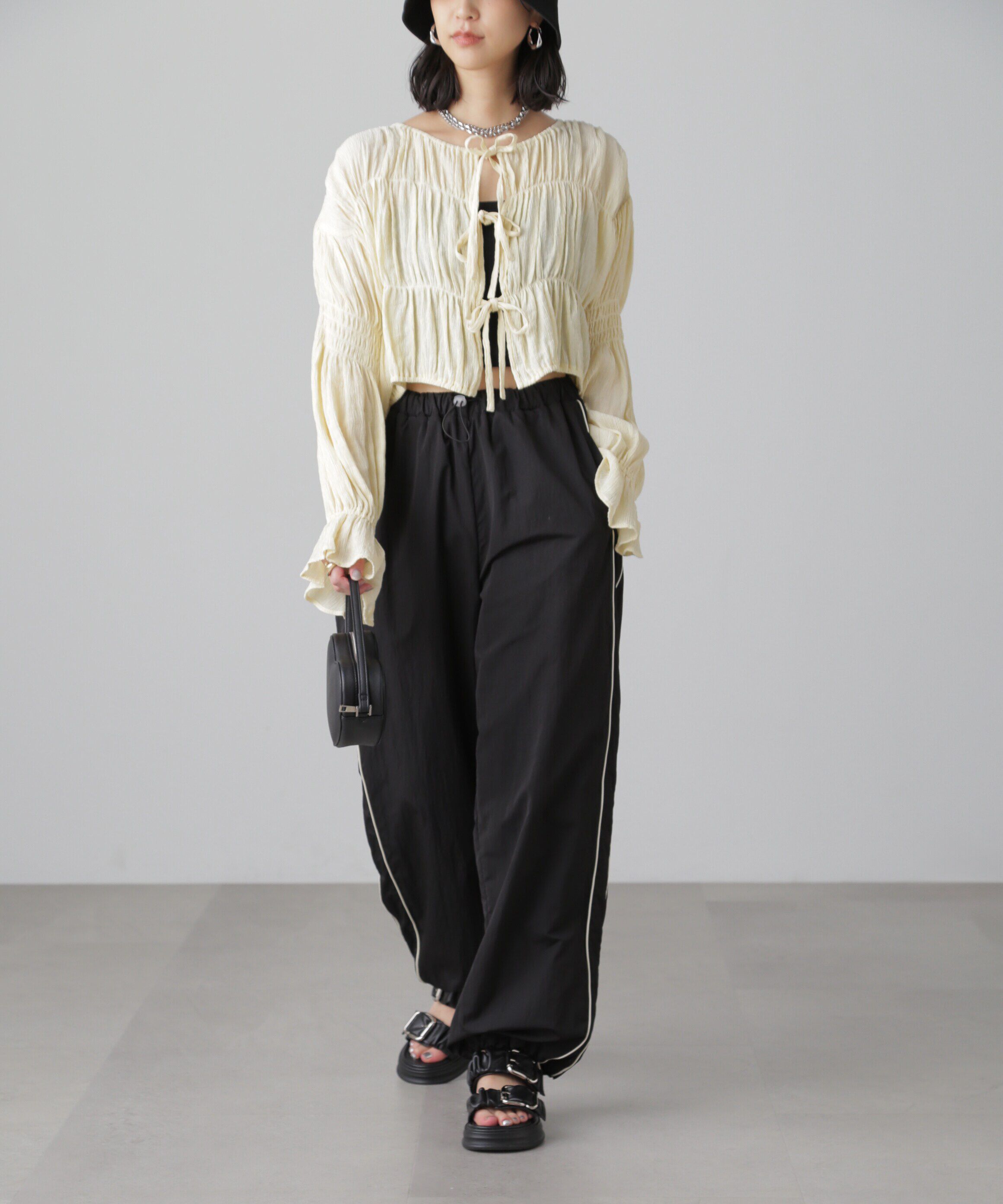  「シアーギャザー前開き短丈ブラウス」|シャツ・ブラウス|