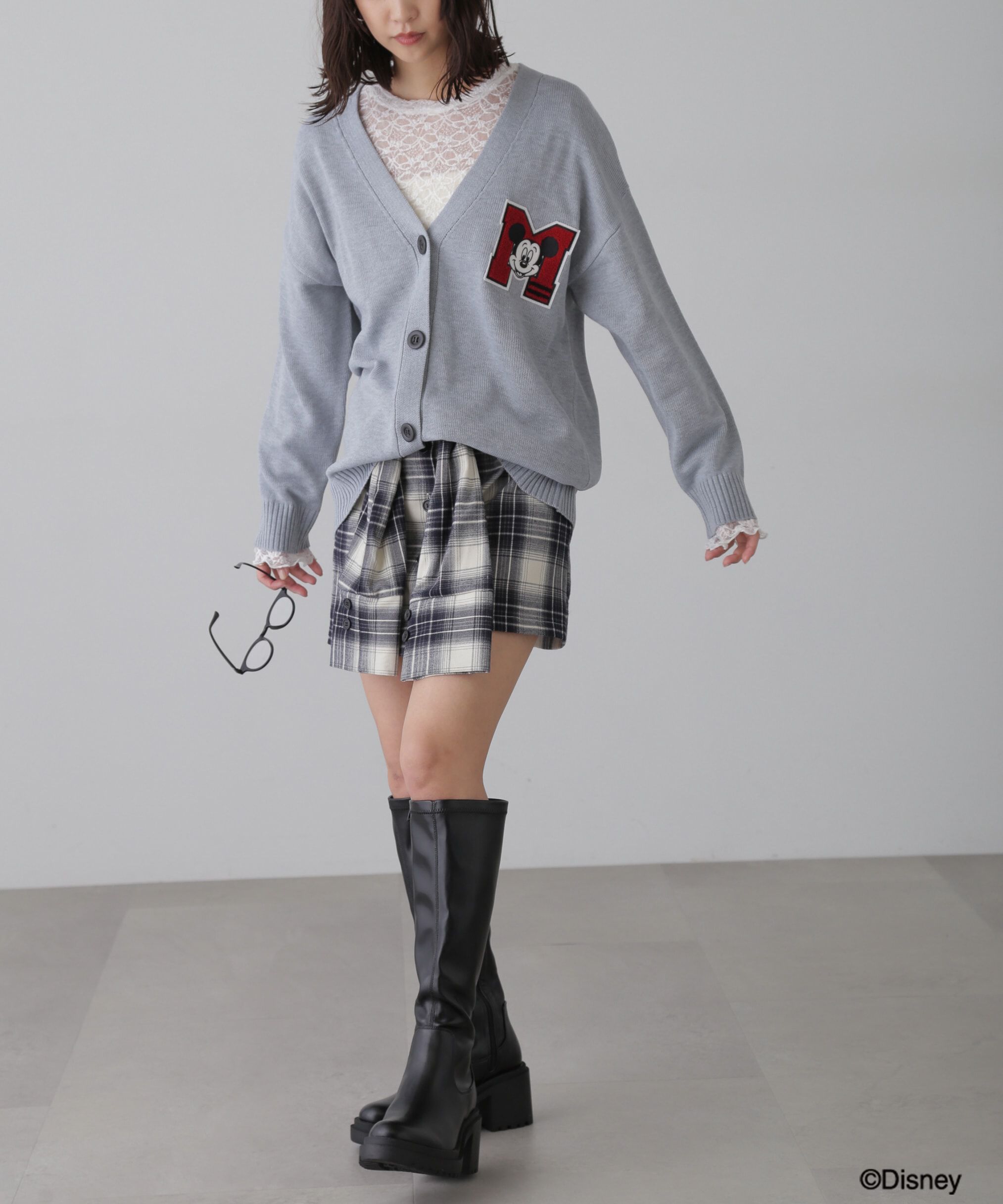  「〈ディズニーコレクション〉サガラワッペンニットカーディガン」|ニット・セーター|