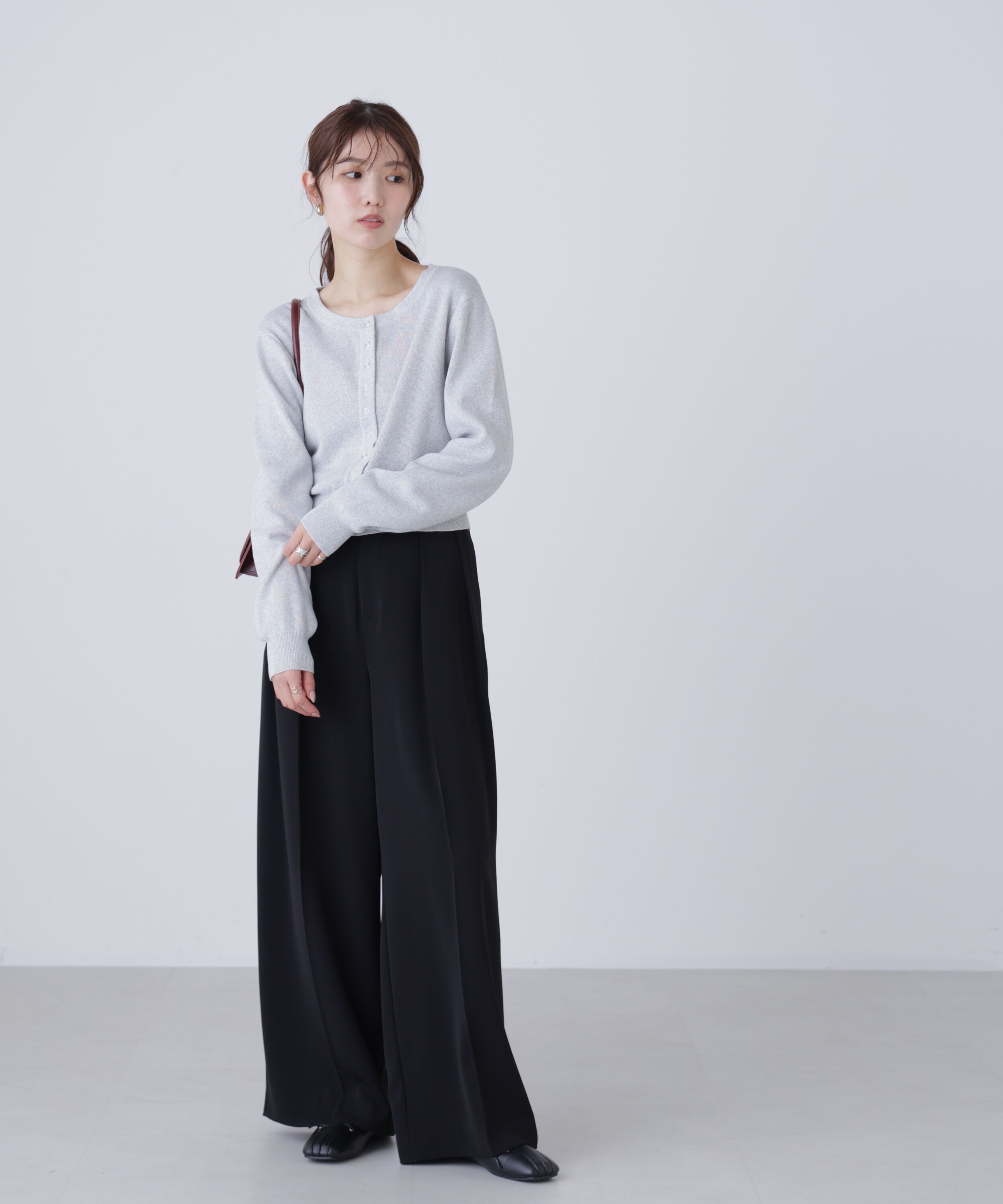  「リングドットボタンクルーネックニットカーディガン」|ニット・セーター|