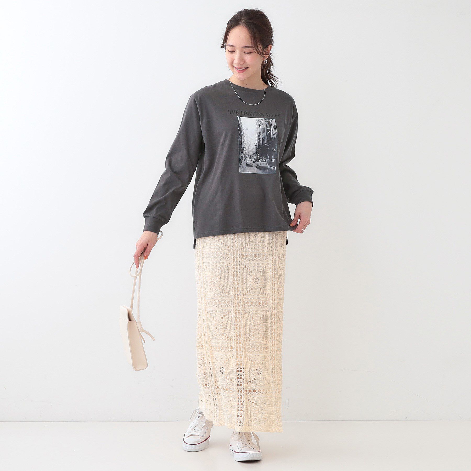 SHOO･LA･RUE「【洗える/S-LL】一枚でもレイヤードでも グラフィック長袖Tシャツ」|Tシャツ・カットソー|