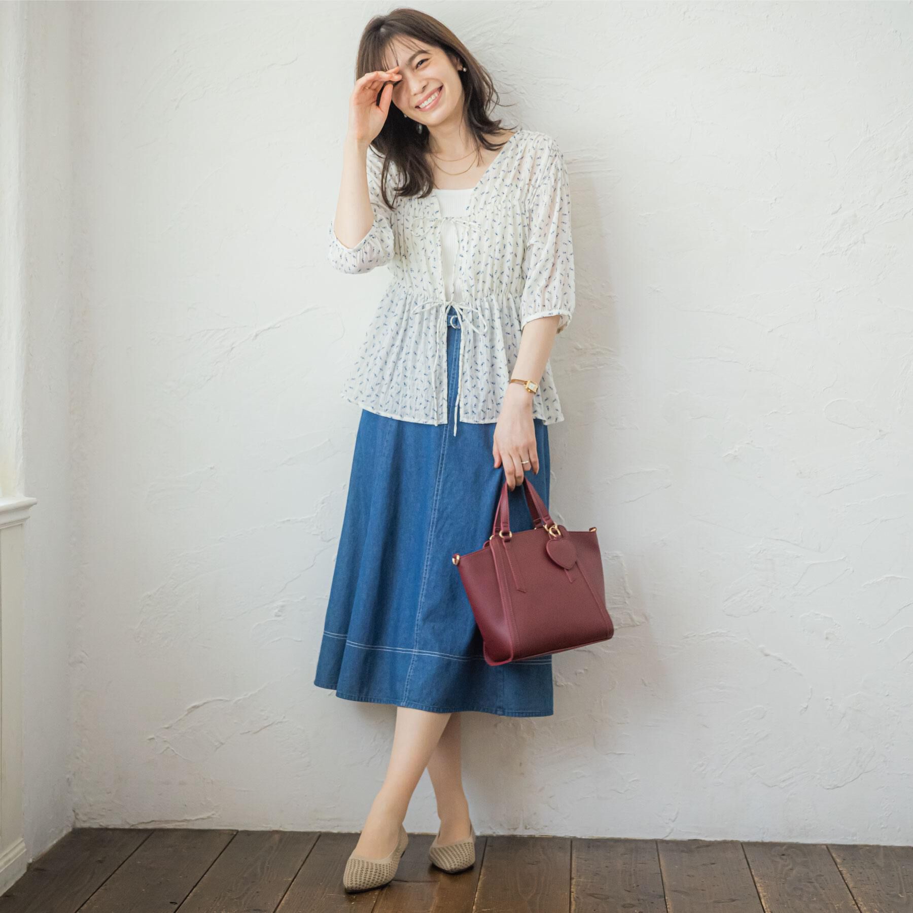 ITS&rsquo;DEMO「【手洗い可】花柄シャーリング前開きブラウス」|シャツ・ブラウス|