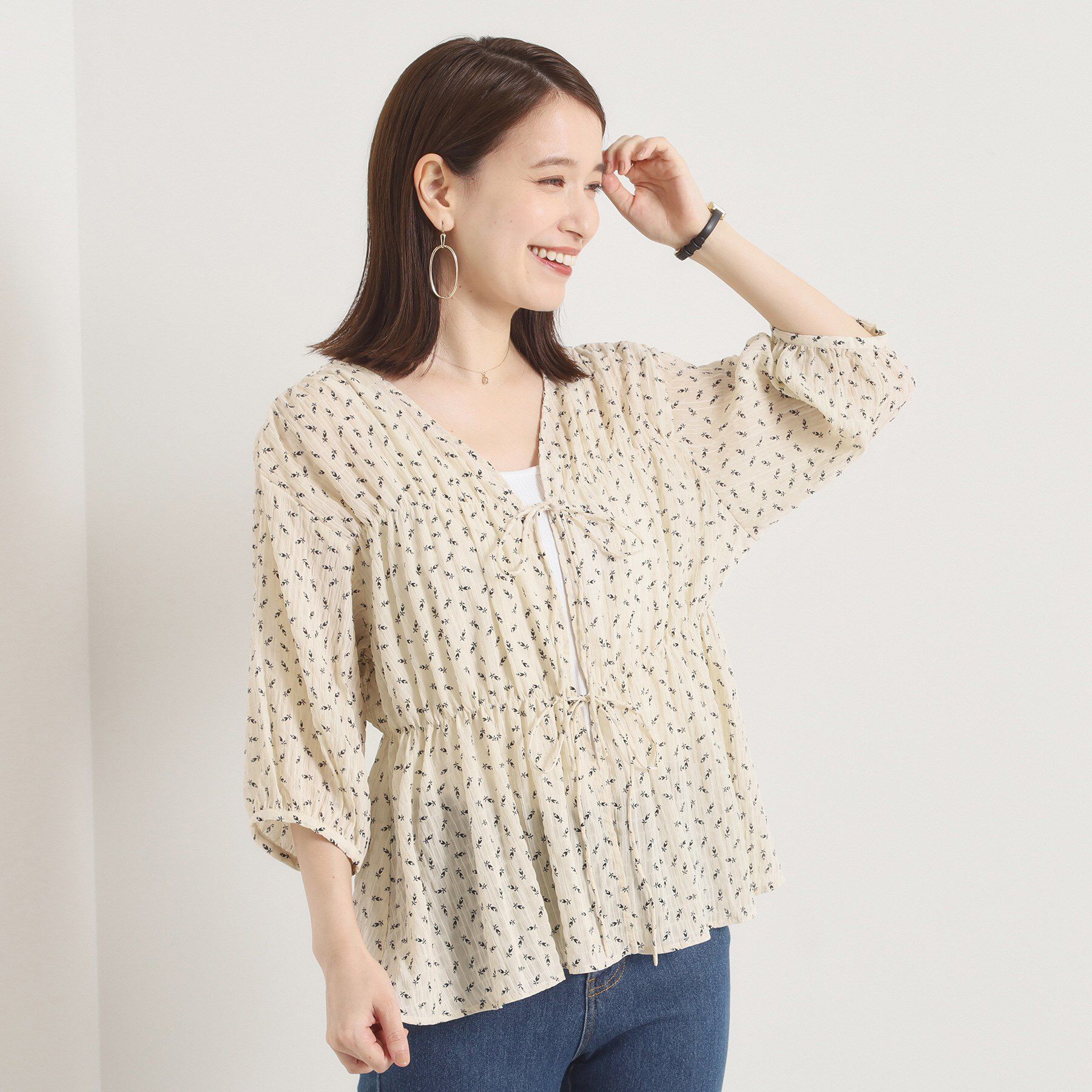 ITS&rsquo;DEMO「【手洗い可】花柄シャーリング前開きブラウス」|シャツ・ブラウス|