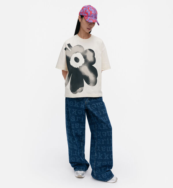 Marimekko「Veisto Unikko Placement Tシャツ」|シャツ・ブラウス|ｵﾌﾎﾜｲﾄ&times;ﾌﾞﾗｯｸ