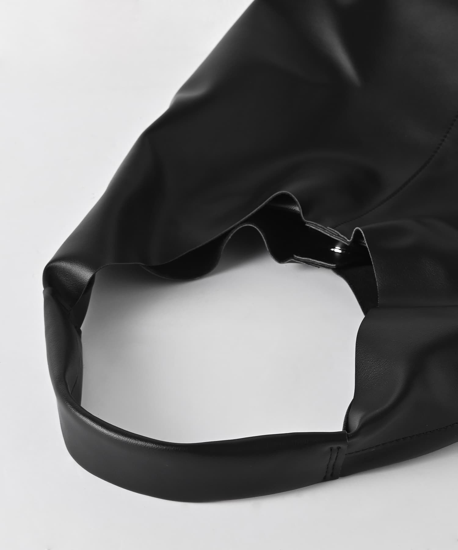 STYLE DELI「【DELI by】トライアングルフォルム・リアルレザートートバッグ」|トートバッグ|