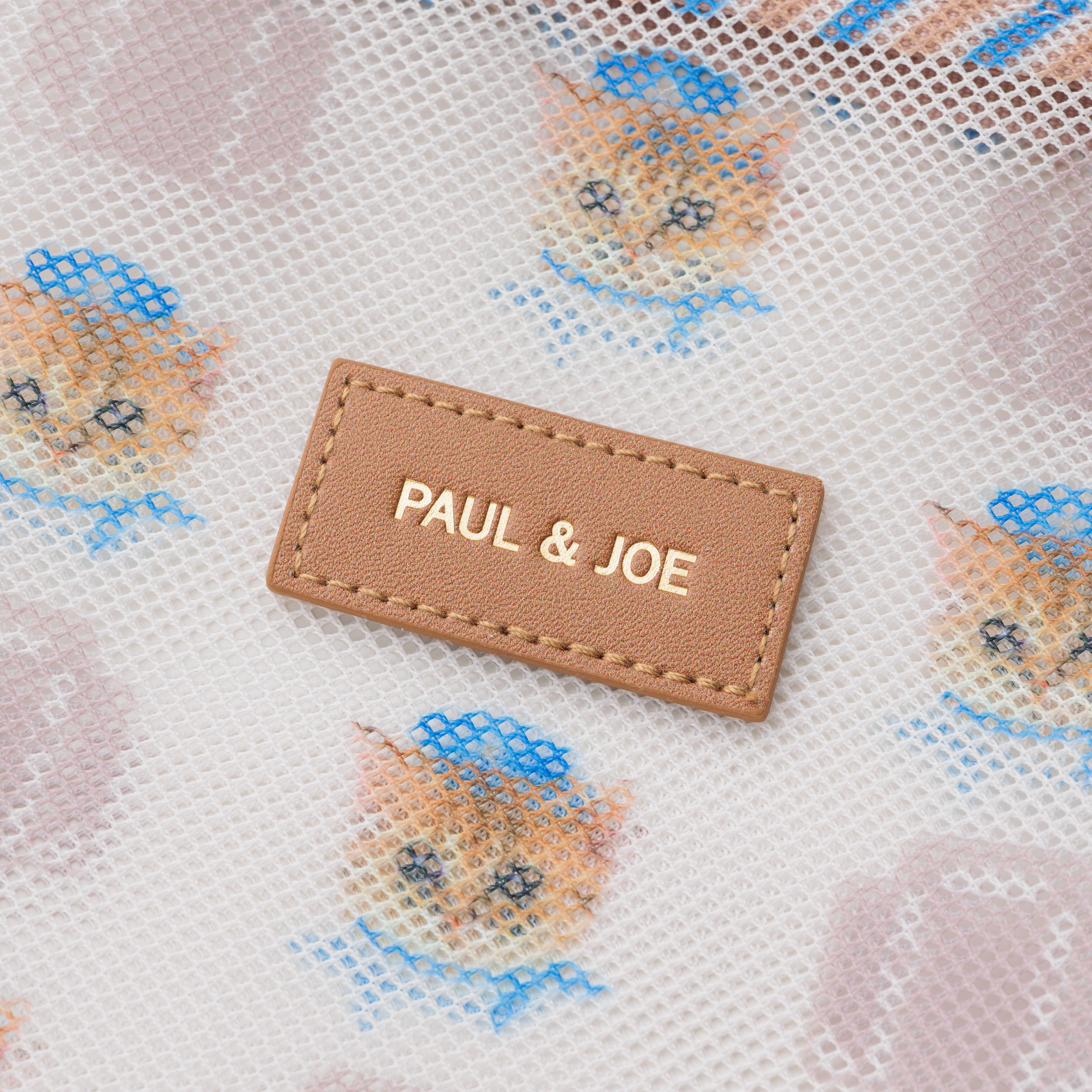 PAUL&JOE「プリントメッシュフラットポーチ／ポール＆ジョー」|ポーチ|