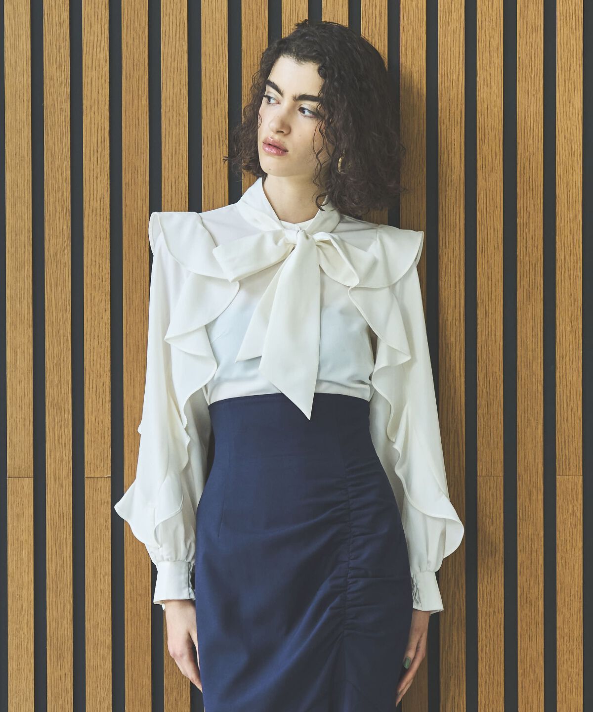 アンドクチュール「ラッフルスリーブボウタイブラウス」|シャツ・ブラウス|