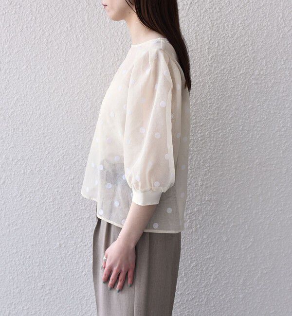 SHIPS Colors 「《予約》SHIPS Colors:〈手洗い可能〉シアー フロッキー ドット 5分袖 ブラウス◆」|シャツ・ブラウス|