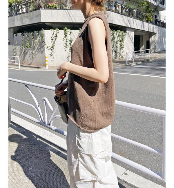 Spick and Span「コットンリネンミドルゲージノースリプルオーバー」|ニット・セーター|