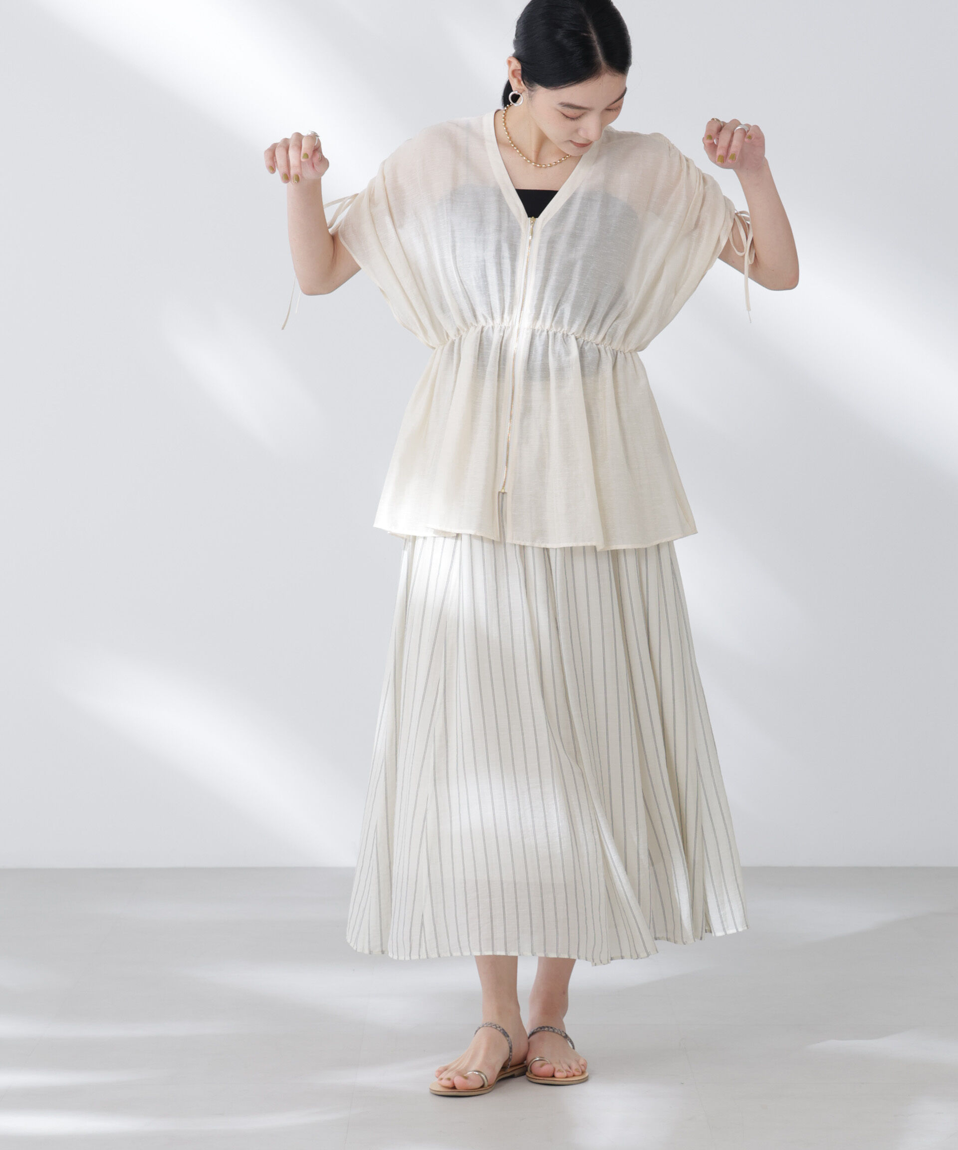 nano･universe「リネン混シアーギャザージップブラウス」|シャツ・ブラウス|