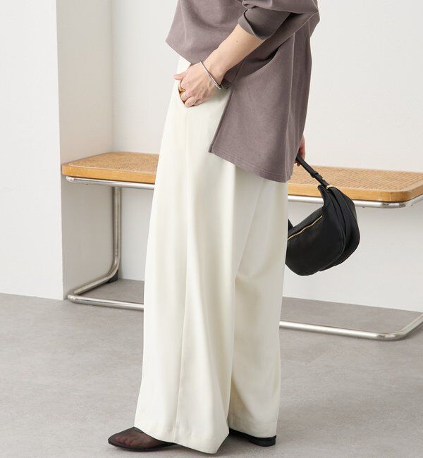  「【ウォッシャブル】【シーズンレスで使える】タックワイドスラックス」|チノ|