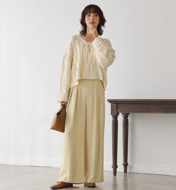  「【ウォッシャブル】【シーズンレスで使える】タックワイドスラックス」|チノ|