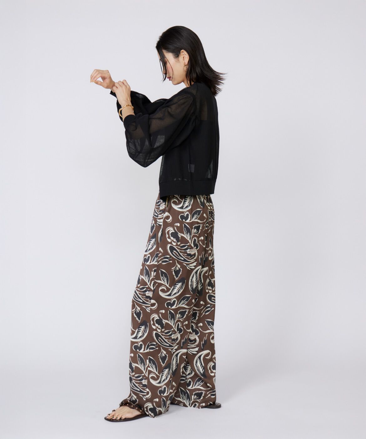 INED「《大きいサイズ》シアーニットジップアップカーディガン」|カーディガン|