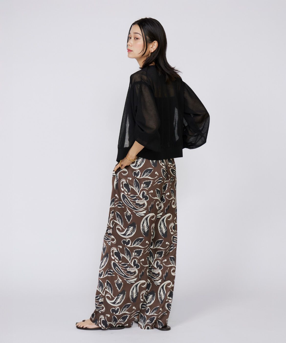 INED「《大きいサイズ》シアーニットジップアップカーディガン」|カーディガン|