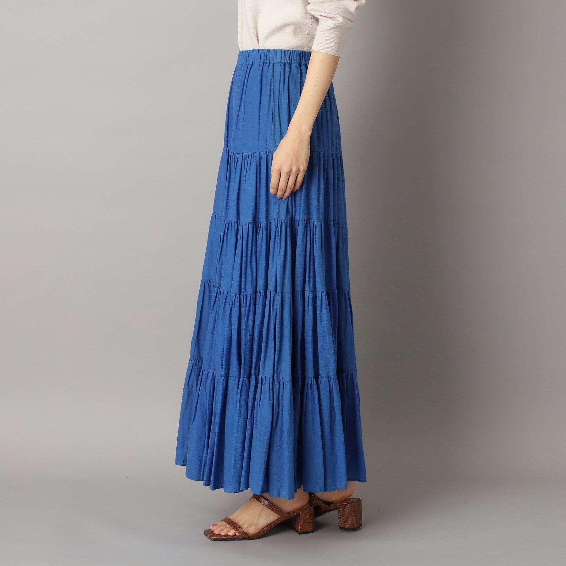 DRESSTERIOR「【大人百花春号掲載 モデル美香さん着用】洗える/コットンボイルティアードスカート」|スカート|