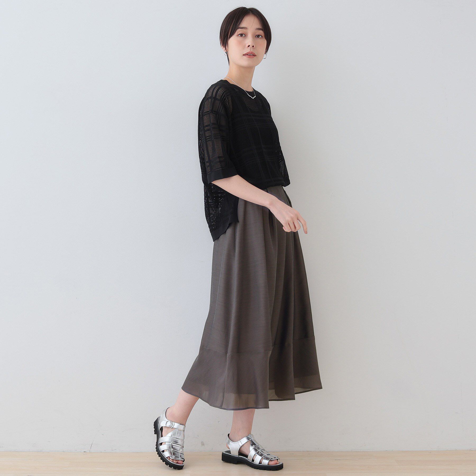 INDIVI「新色登場！【洗える／エアリー素材】巻き風ロングスカート」|スカート|