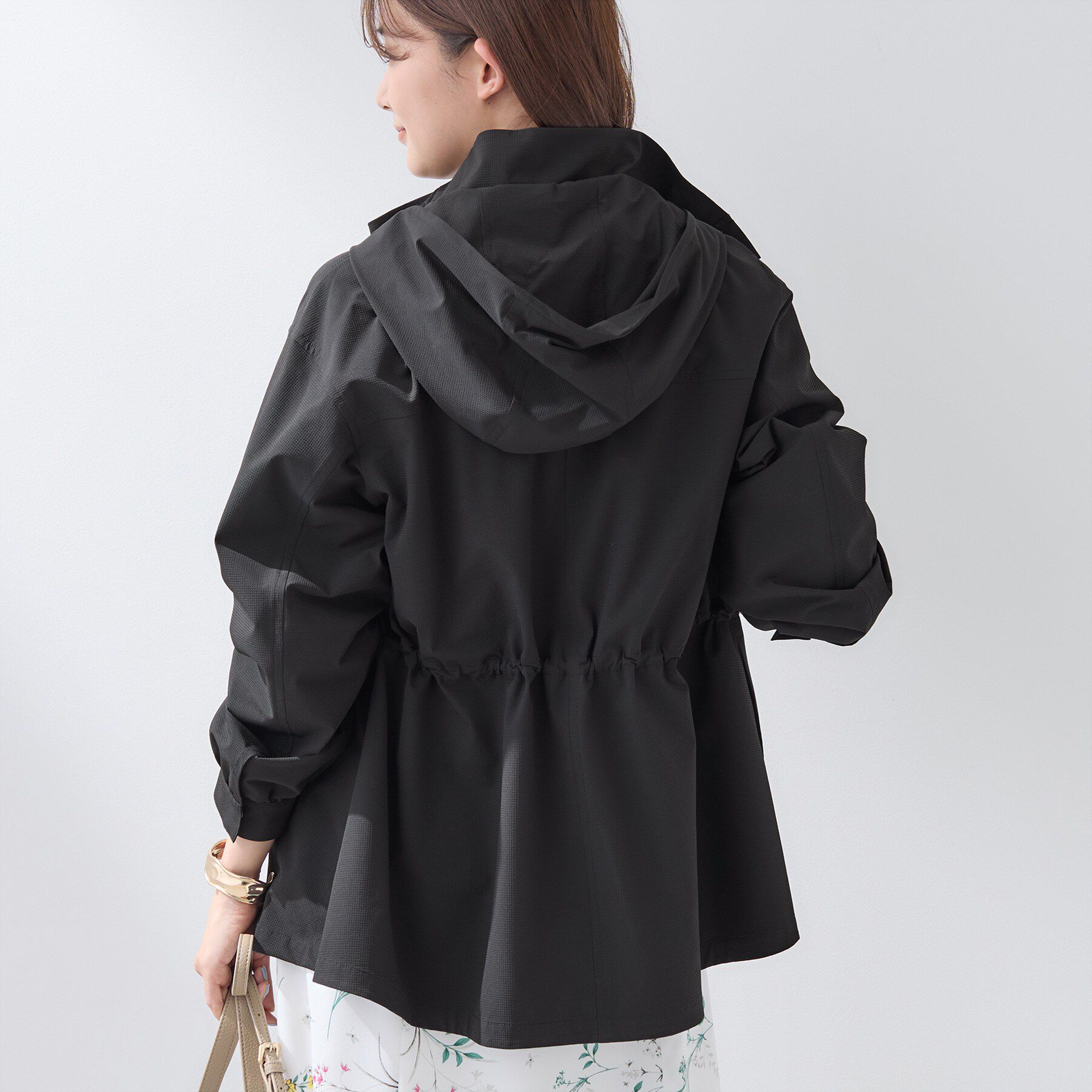 INDIVI「【撥水／フード取外し可】凹凸素材ブルゾン」|ブルゾン・スタジャン|