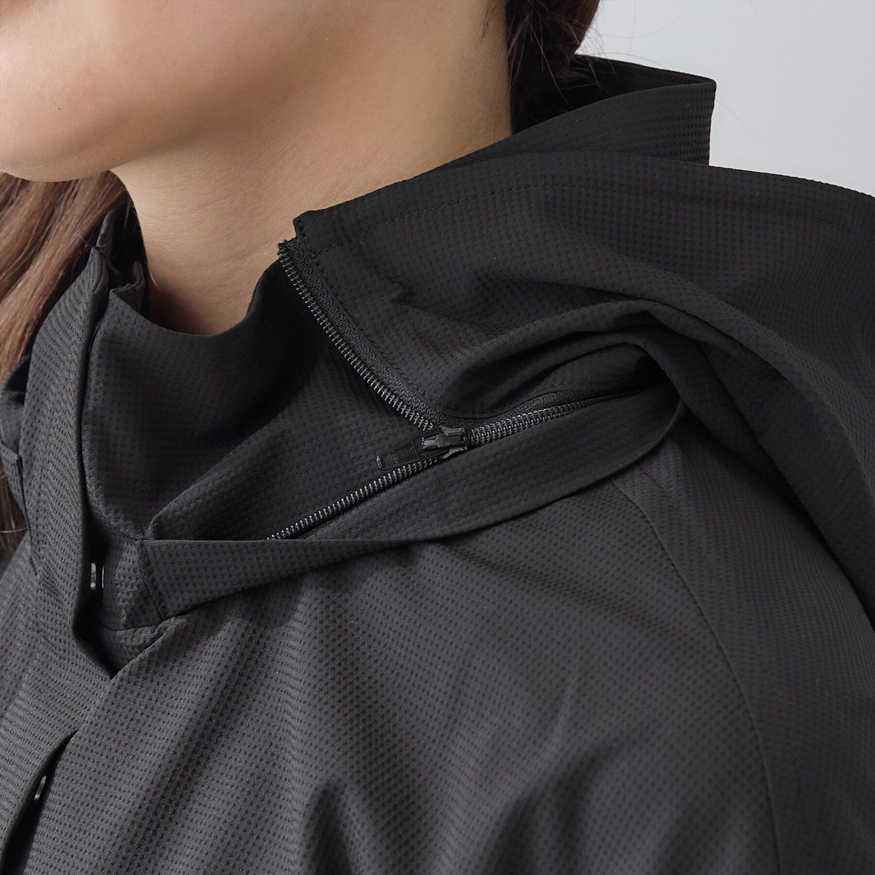 INDIVI「【撥水／フード取外し可】凹凸素材ブルゾン」|ブルゾン・スタジャン|