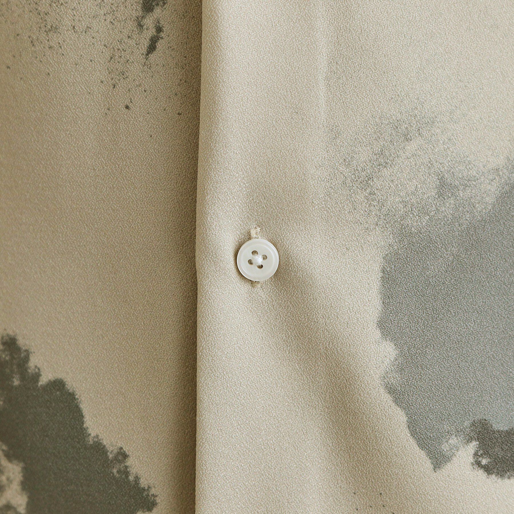 tk.TAKEO KIKUCHI「スモークブラープリントシャツ」|シャツ・ブラウス|