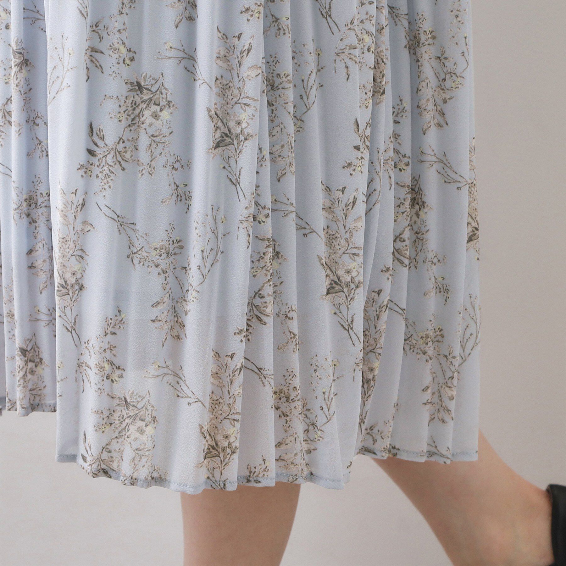 index「ベルト付きプリーツフレアワンピース【洗濯機OK/イージーアイロン/防シワ】《5col》」|ワンピース|