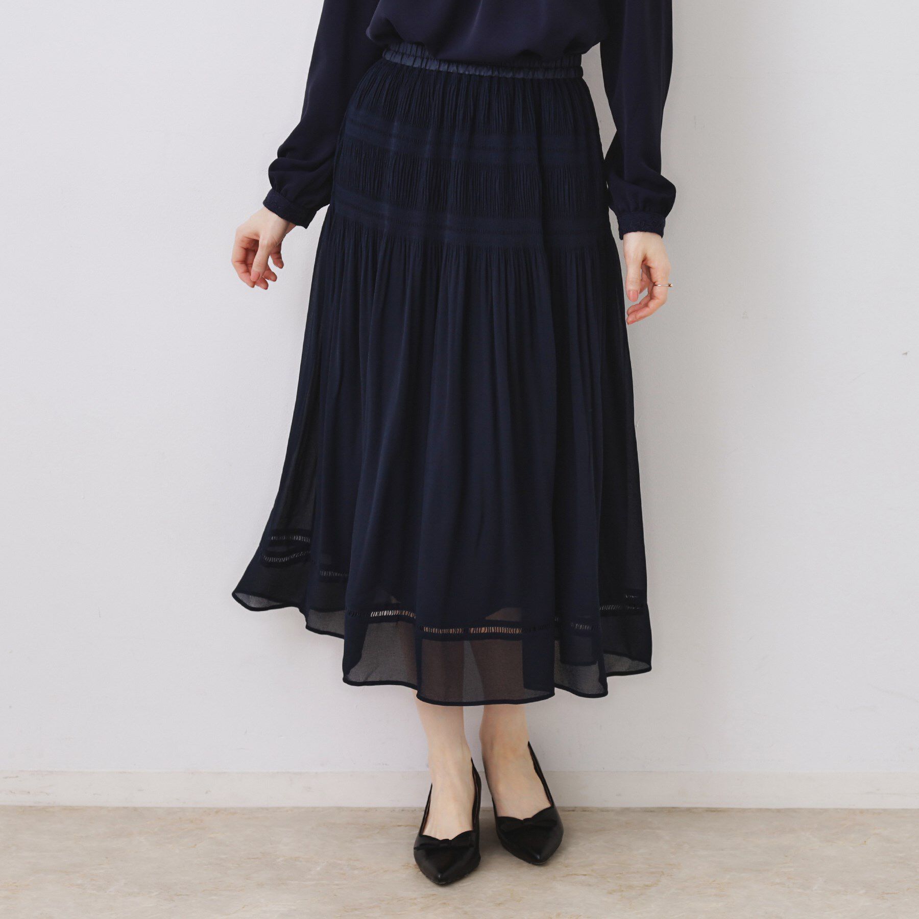 Couture broach「【ハレの日・通勤】マジョリカプリーツスカート」|スカート|ネイビー(094)