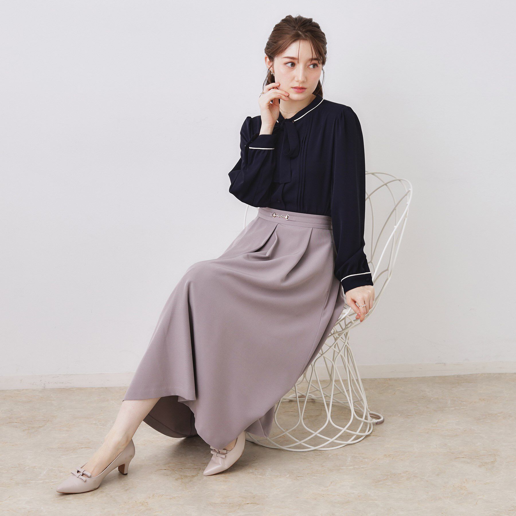 Couture broach「【ハレの日・通勤】配色タックタイブラウス」|シャツ・ブラウス|