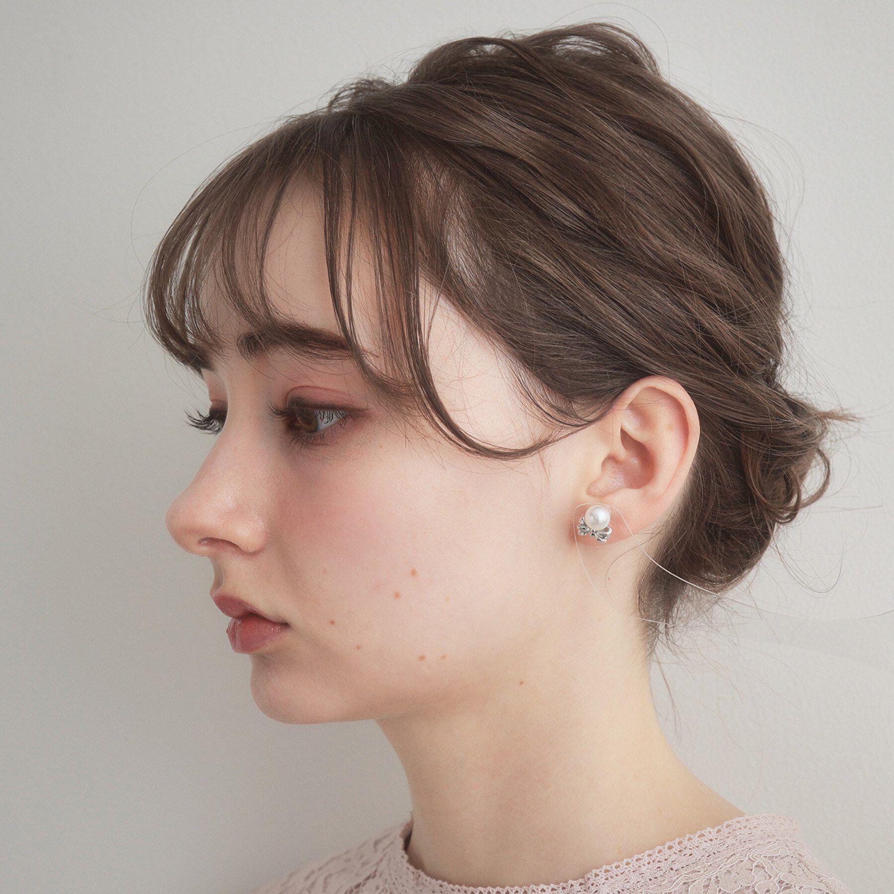 Couture broach「リボンパール調ピアス」|ピアス|