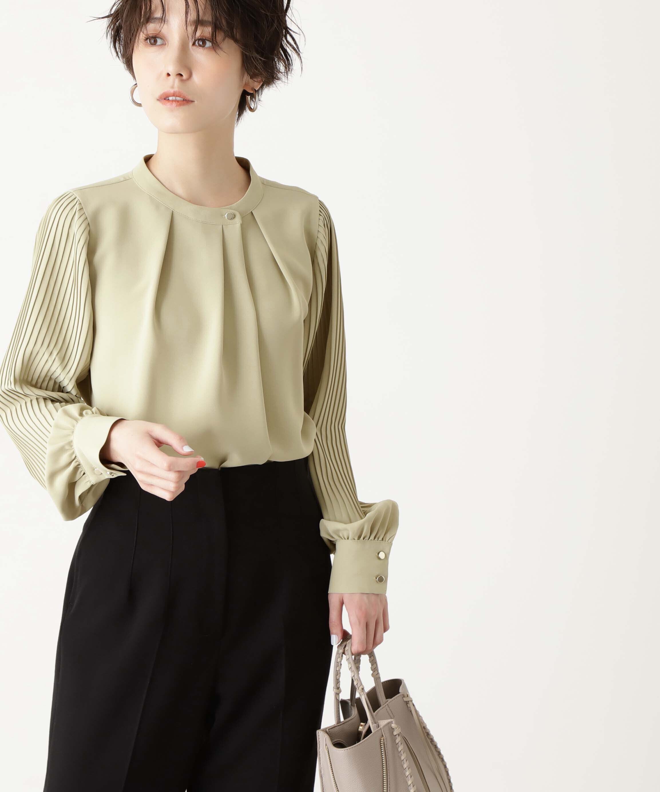  「≪WEB限定商品≫ゴールドボタンプリーツブラウス」|シャツ・ブラウス|ライトグリー