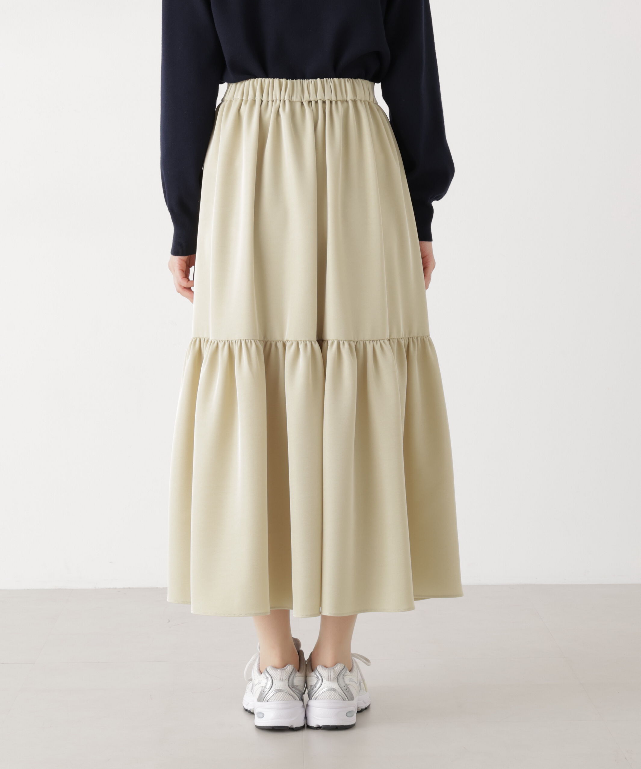 PROPORTION BODY DRESSING「ニュアンスサテンティアードスカート　26SS」|スカート|