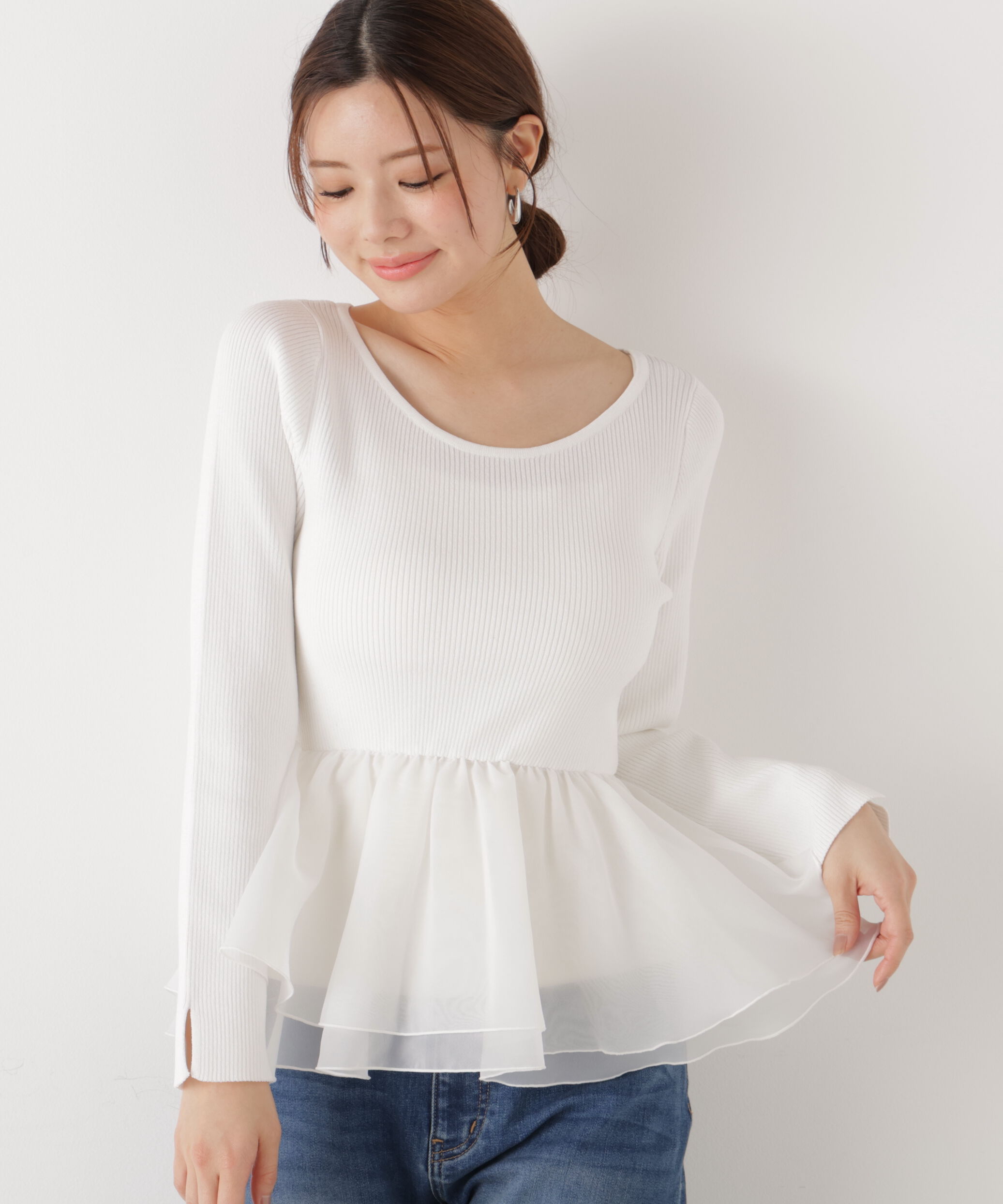 PROPORTION BODY DRESSING「〈a/mie〉シアーペプラムリブニット　26SS」|カーディガン|ホワイト