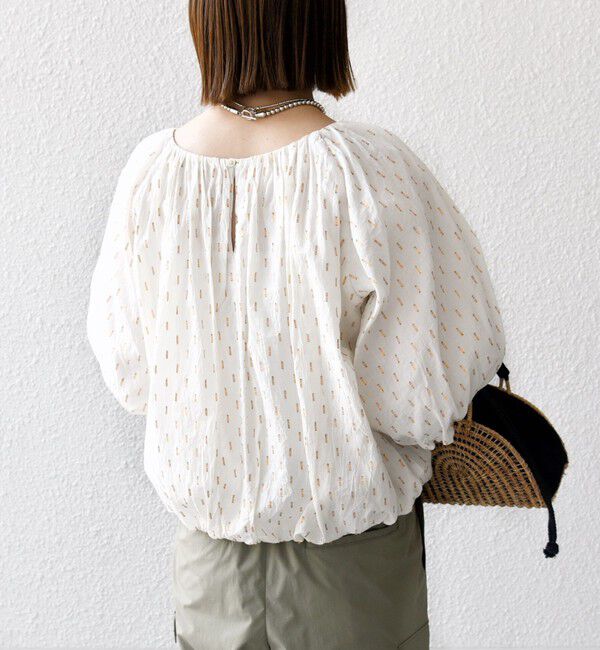 SHIPS any「SHIPS any:〈洗濯機可能〉ラメ ドビー ギャザー パフ スリーブ ブラウス」|シャツ・ブラウス|