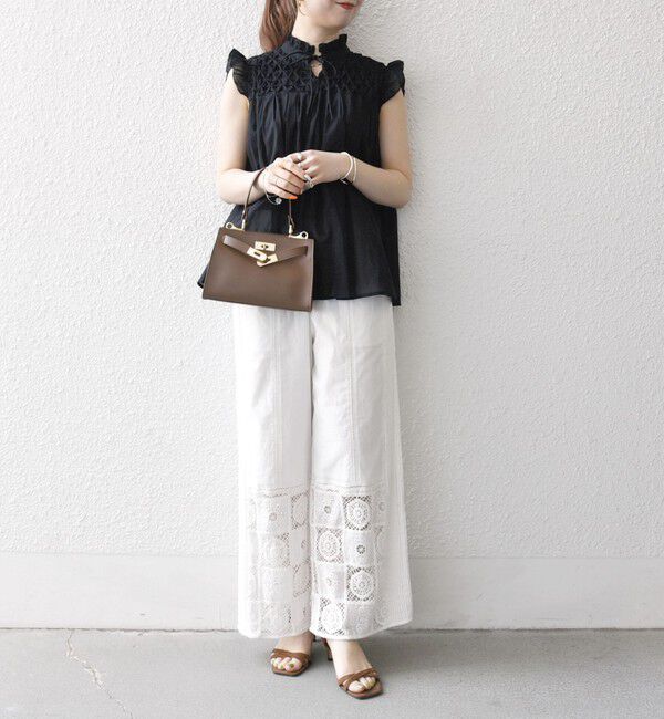 SHIPS any「SHIPS any:〈洗濯機可能〉ハンドスモッキング コットン フリル スタンドカラー ブラウス」|シャツ・ブラウス|